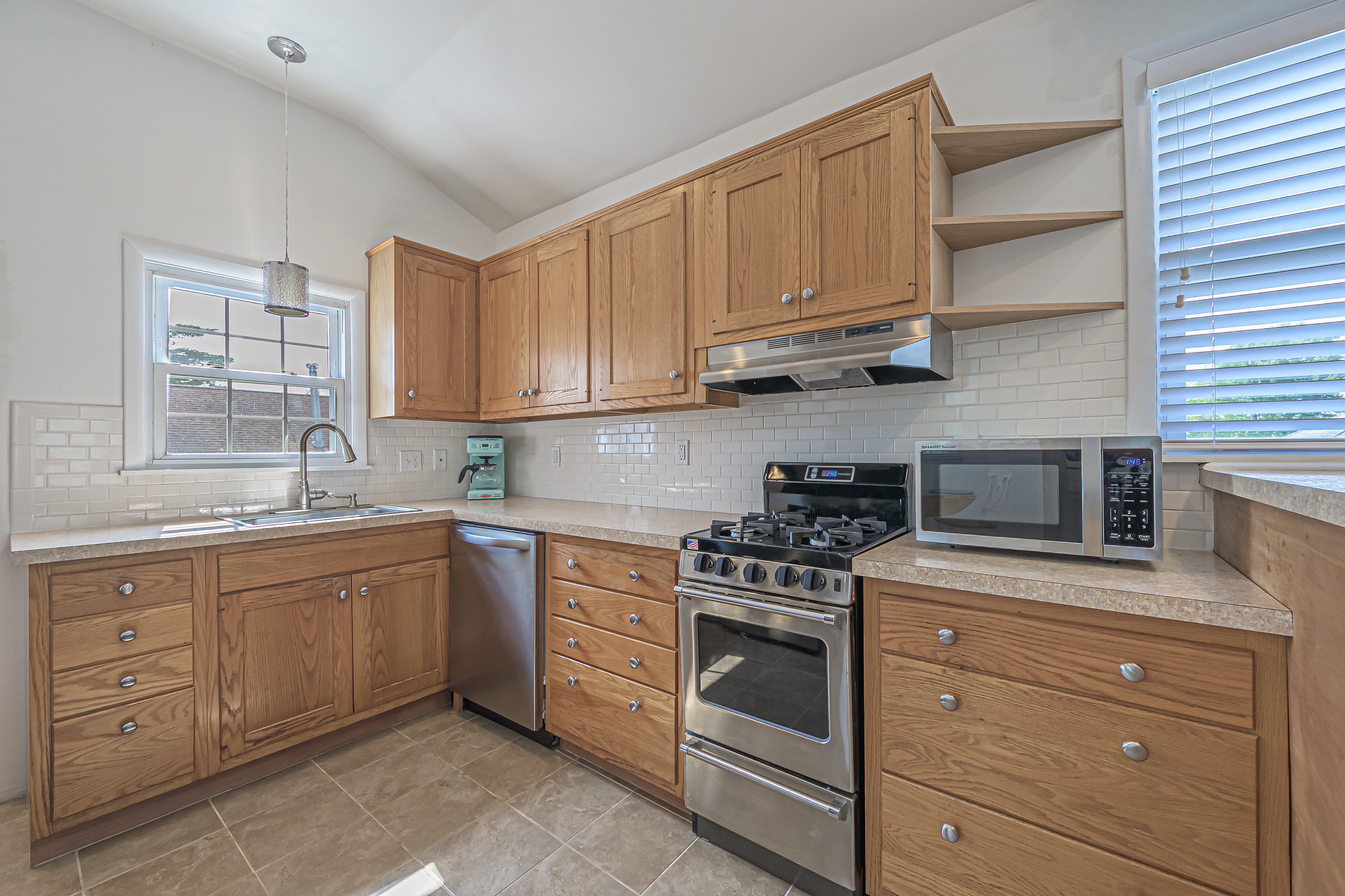 Somers Point, New Jersey, 08244, United States, 3 Bedrooms Bedrooms, ,2 BathroomsBathrooms,Residential,For Sale,1984026