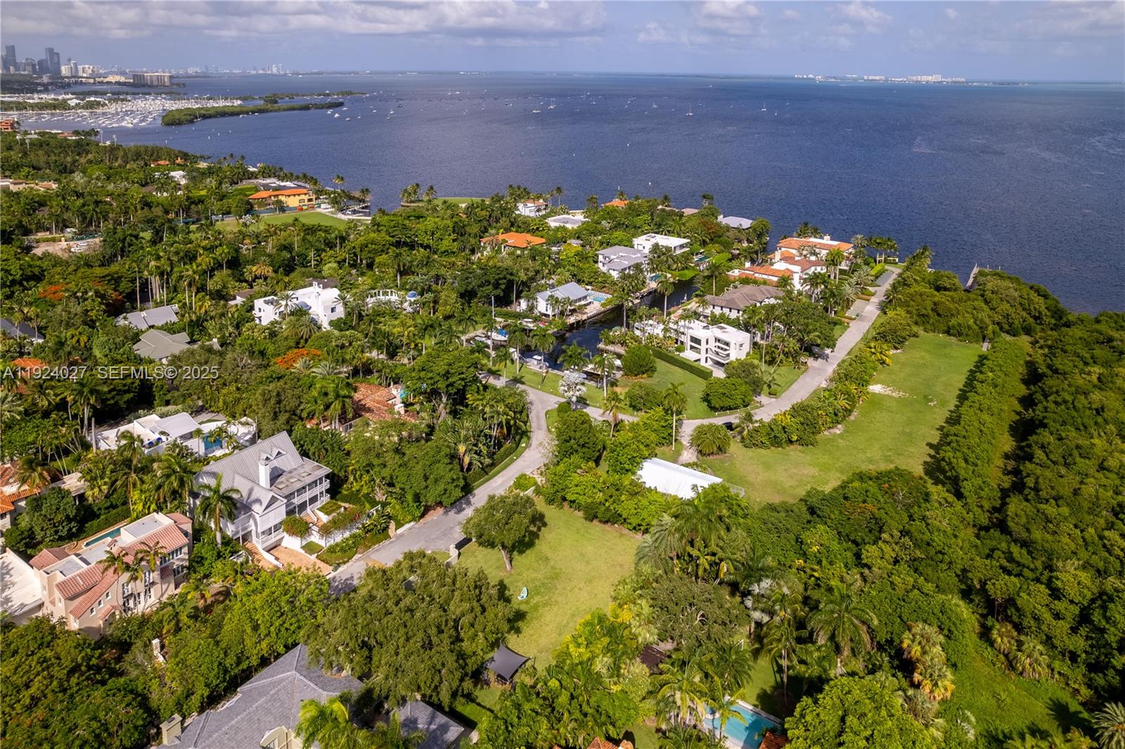 Coconut Grove, Florida, 33133, United States, ,Land,For Sale,2001655