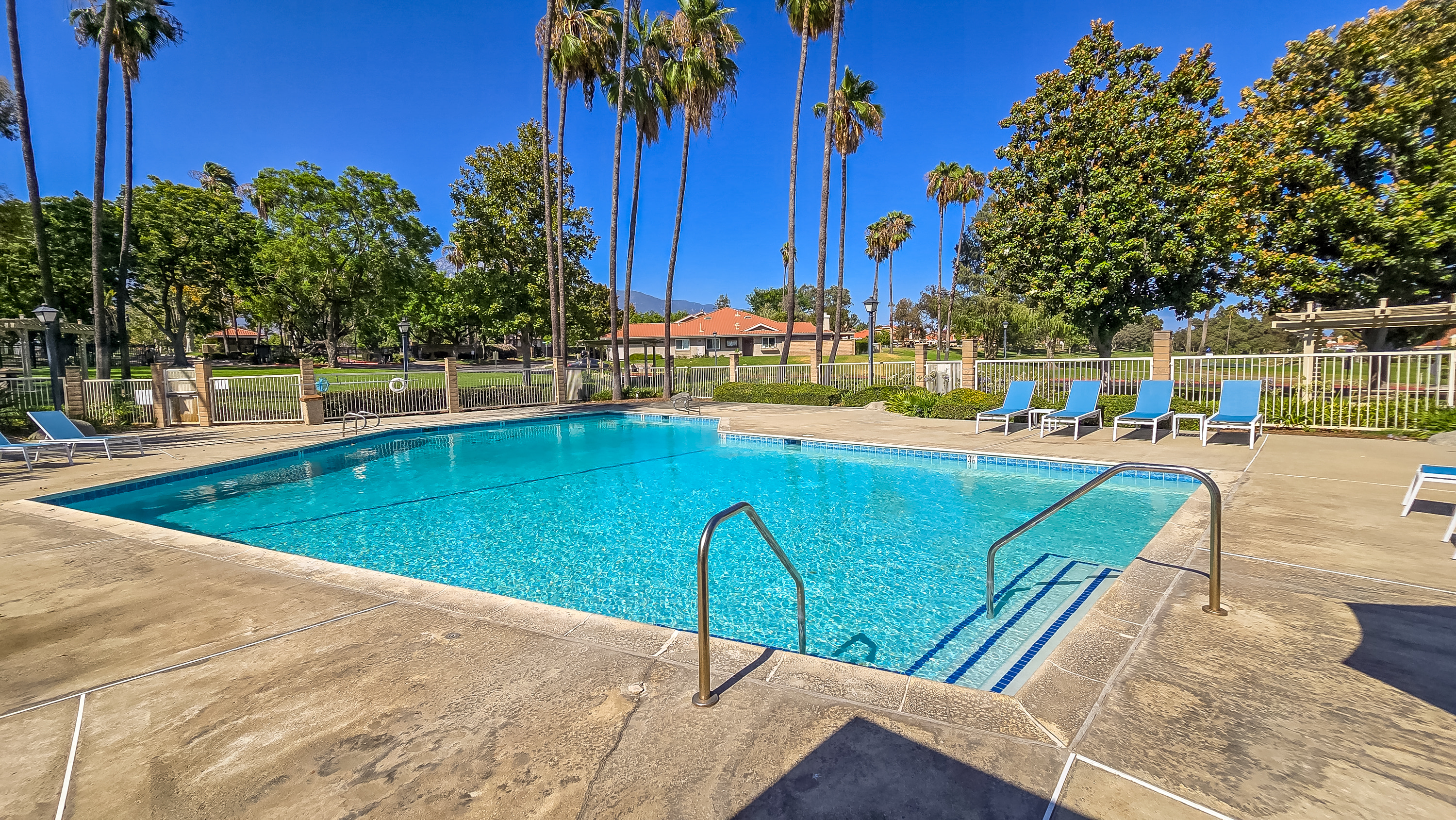 1209 Upland Hills Drive South, Upland, CA 91786 - 物件實景