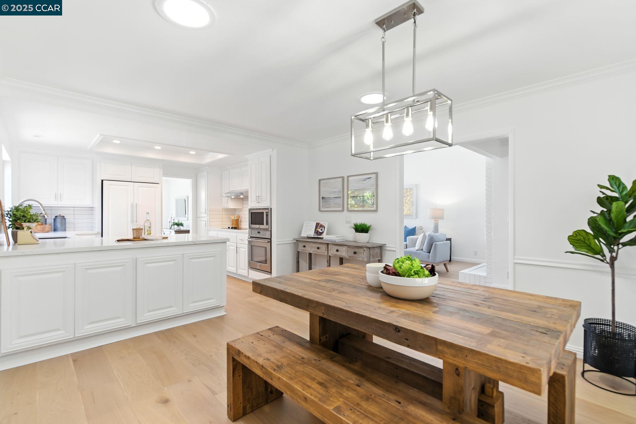 Moraga, California, 94556, United States, 3 Bedrooms Bedrooms, ,2 BathroomsBathrooms,Residential,For Sale,1926288