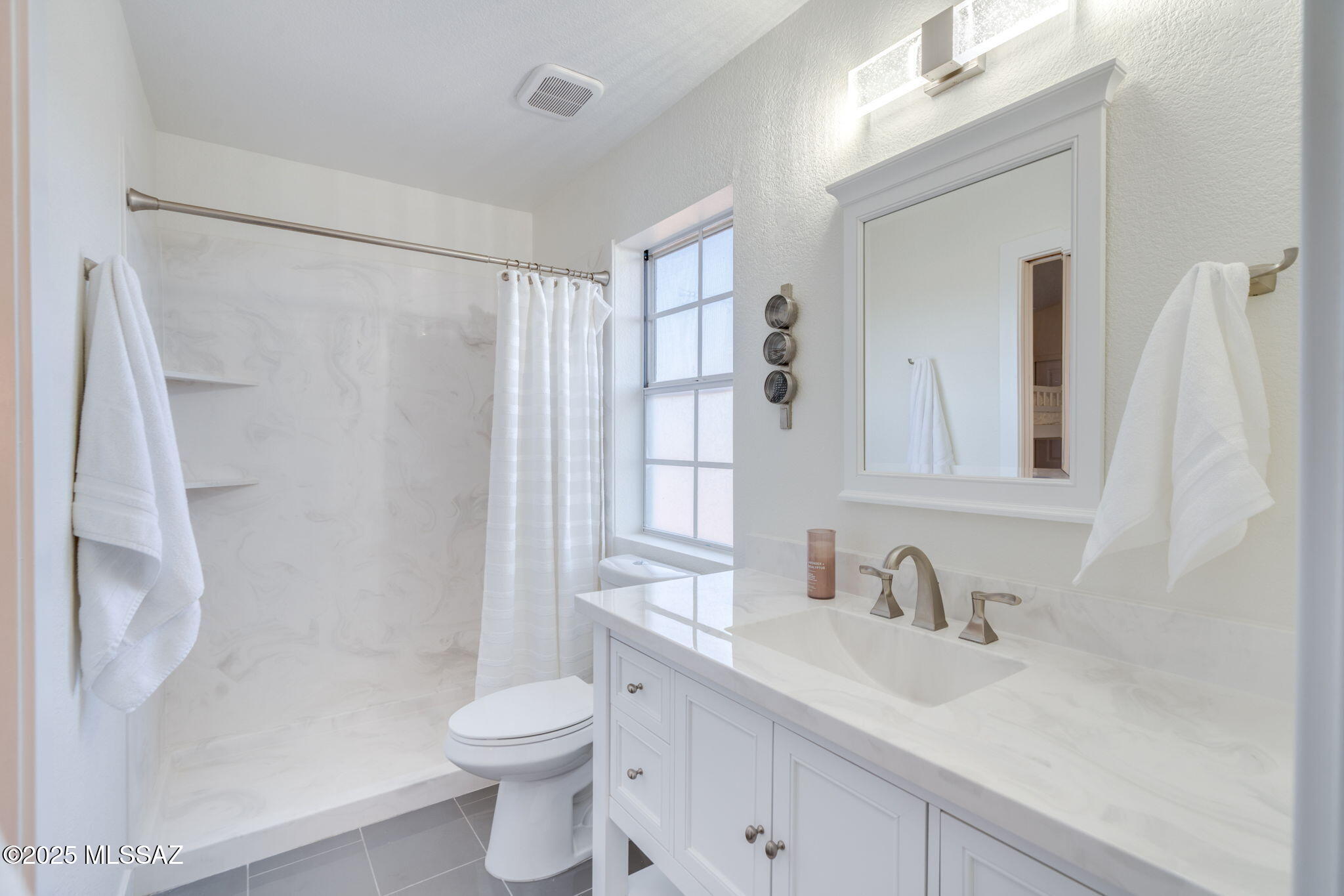 Tucson, Arizona, 85750, United States, 3 Bedrooms Bedrooms, ,3 BathroomsBathrooms,Residential,For Sale,1907782