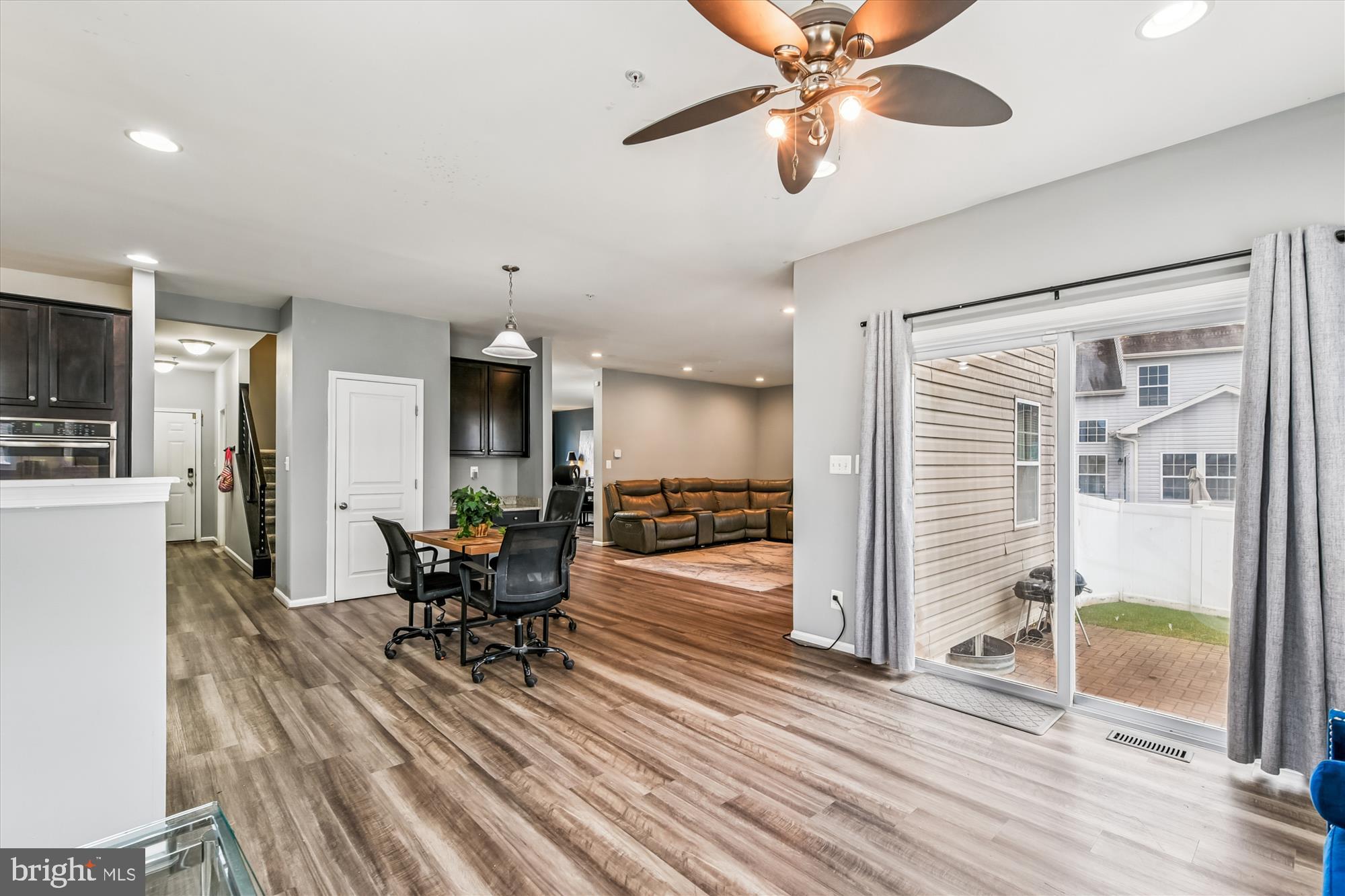 Aberdeen, Maryland, 21001, United States, 6 Bedrooms Bedrooms, ,5 BathroomsBathrooms,Residential,For Sale,1996659