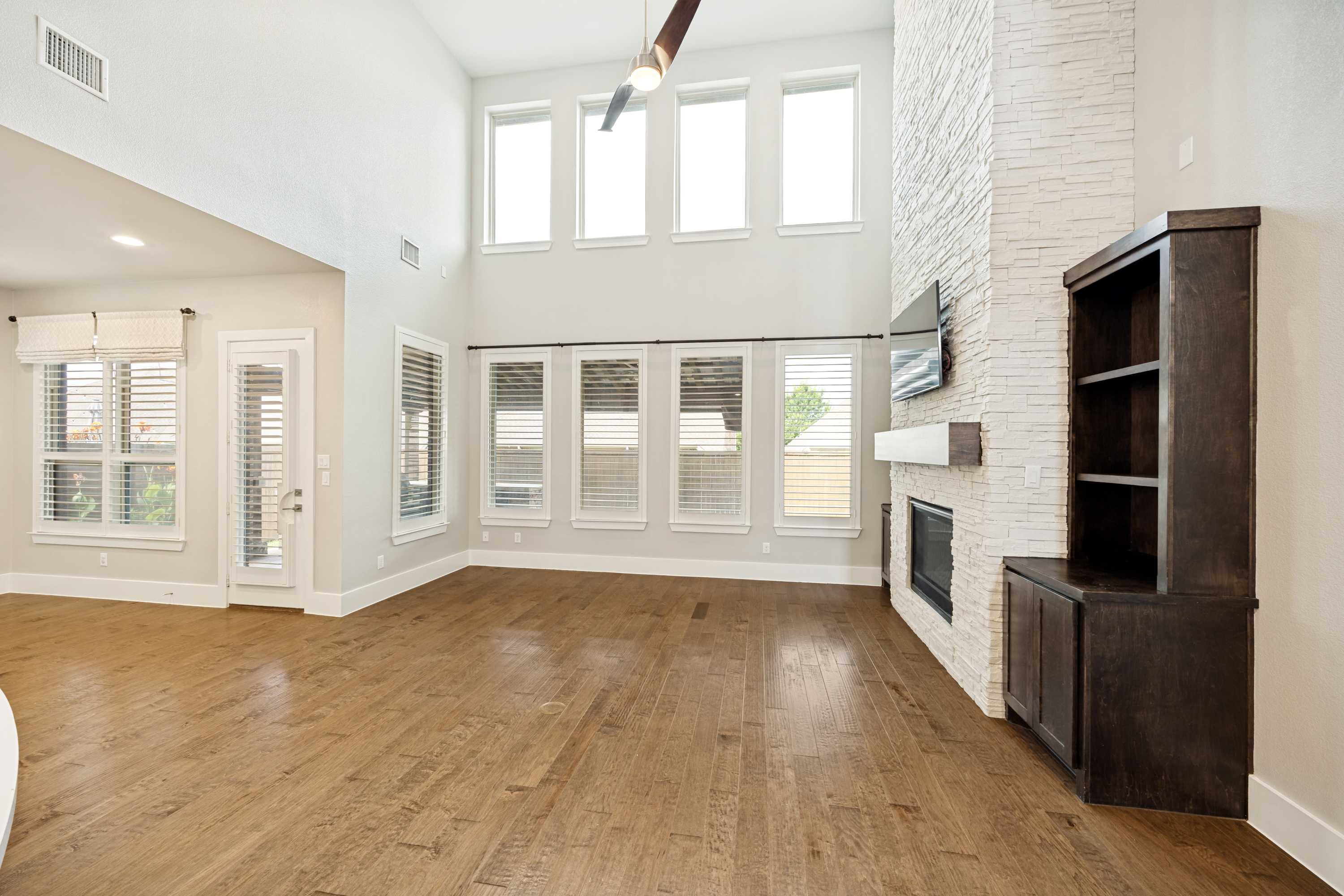  University Place Luxury Home on Oversized Cul-De-Sac Lot in Plano ISD - 物件實景