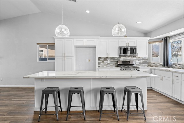 Beaumont, California, 92223, United States, 4 Bedrooms Bedrooms, ,2 BathroomsBathrooms,Residential,For Sale,1976113