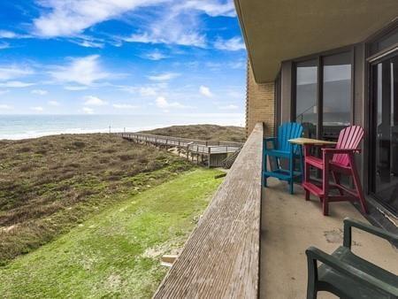 Port Aransas, Texas, 78373, United States, 2 Bedrooms Bedrooms, ,2 BathroomsBathrooms,Residential,For Sale,1848126