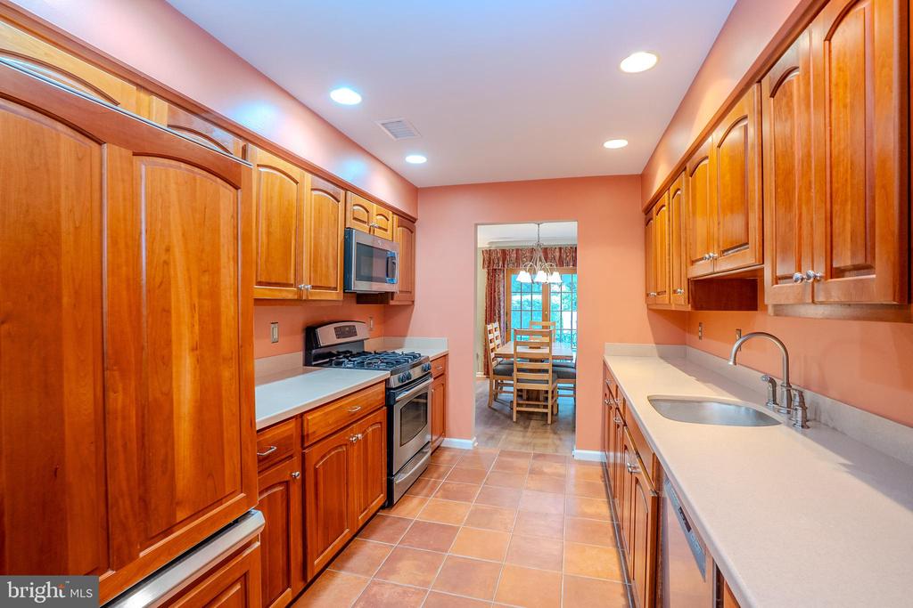 Princeton, New Jersey, 08540, United States, 3 Bedrooms Bedrooms, ,3 BathroomsBathrooms,Residential,For Sale,2038337