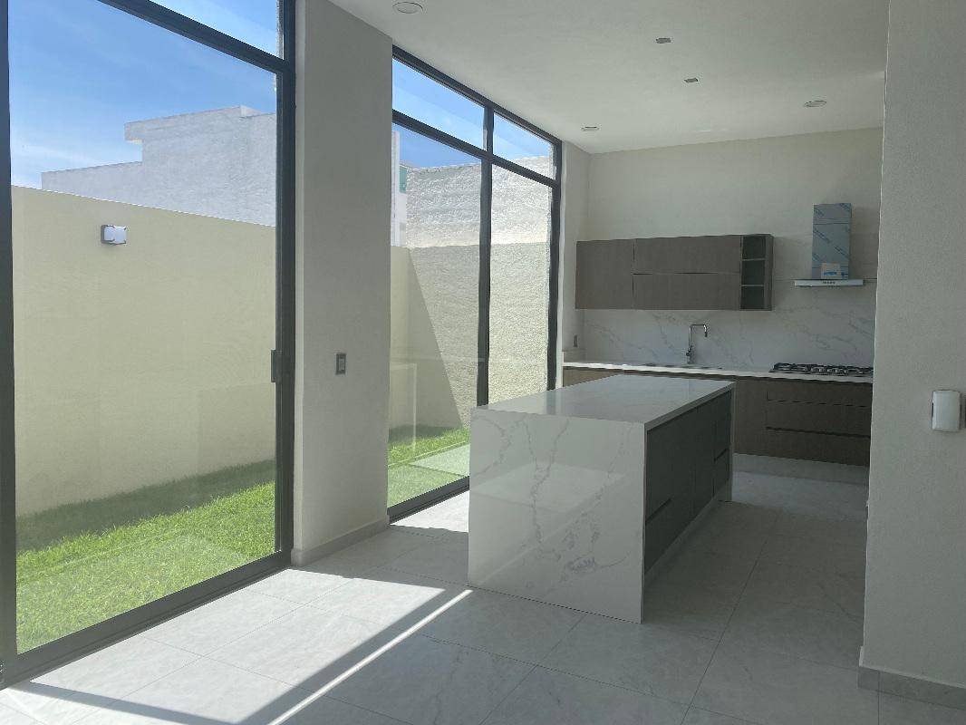 Acantha, El Marqués, Querétaro, 76269, Mexico, 4 Bedrooms Bedrooms, ,4 BathroomsBathrooms,Residential,For Sale,Acantha,1442020