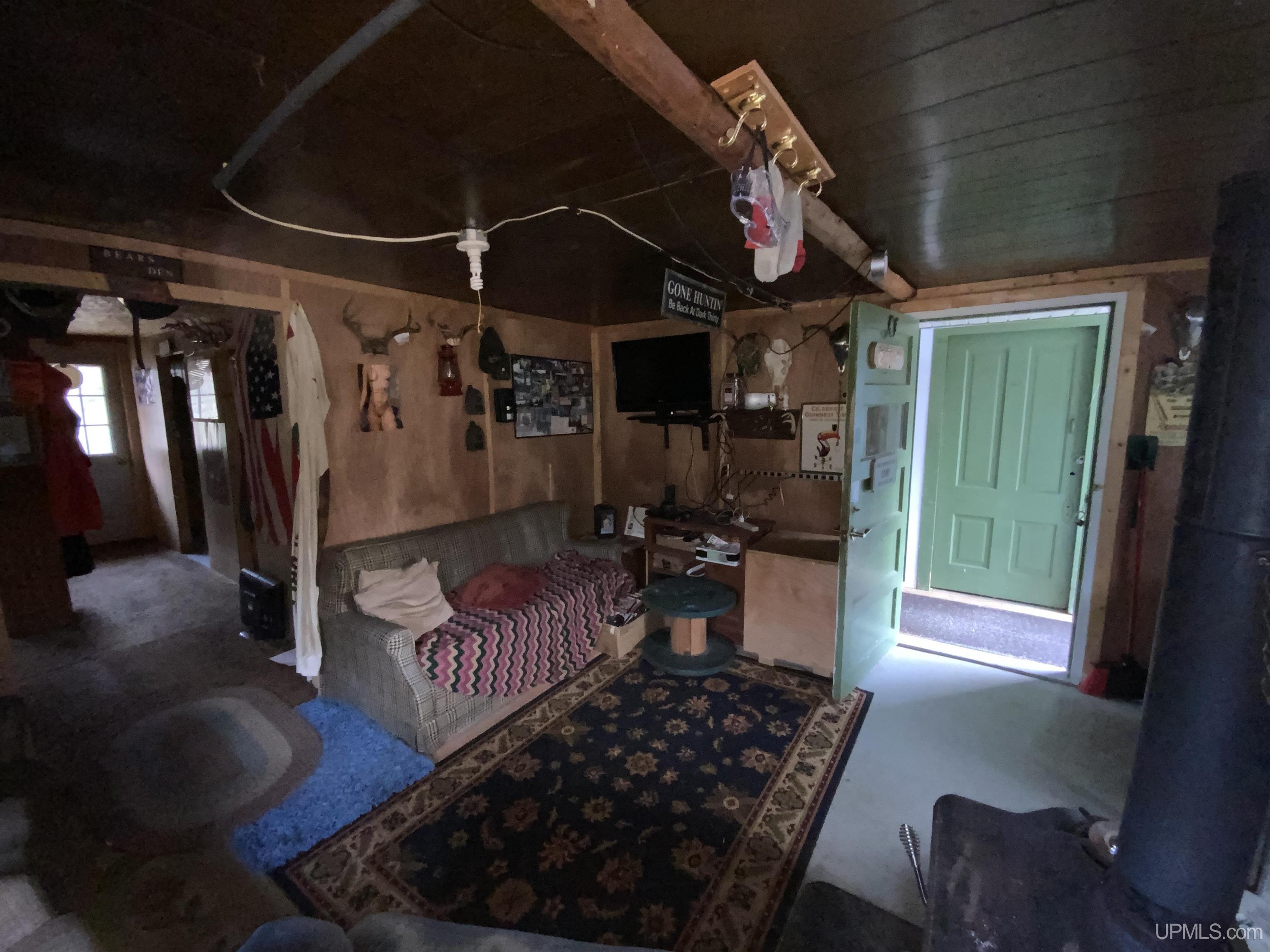 Michigamme, Michigan, 49861, United States, 4 Bedrooms Bedrooms, ,Residential,For Sale,1879057