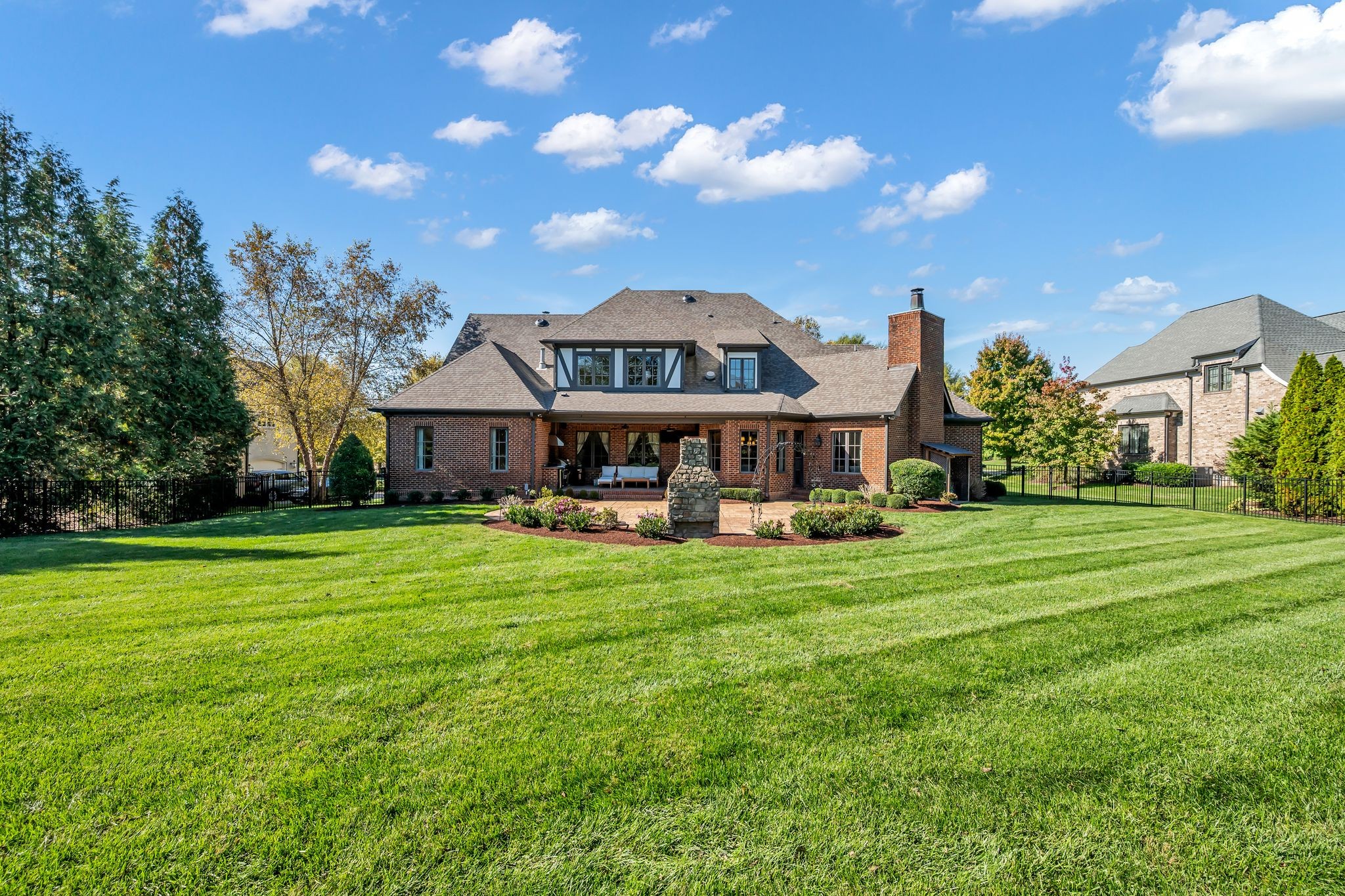 Brentwood, Tennessee, 37027, United States, 5 Bedrooms Bedrooms, ,7 BathroomsBathrooms,Residential,For Sale,2002068