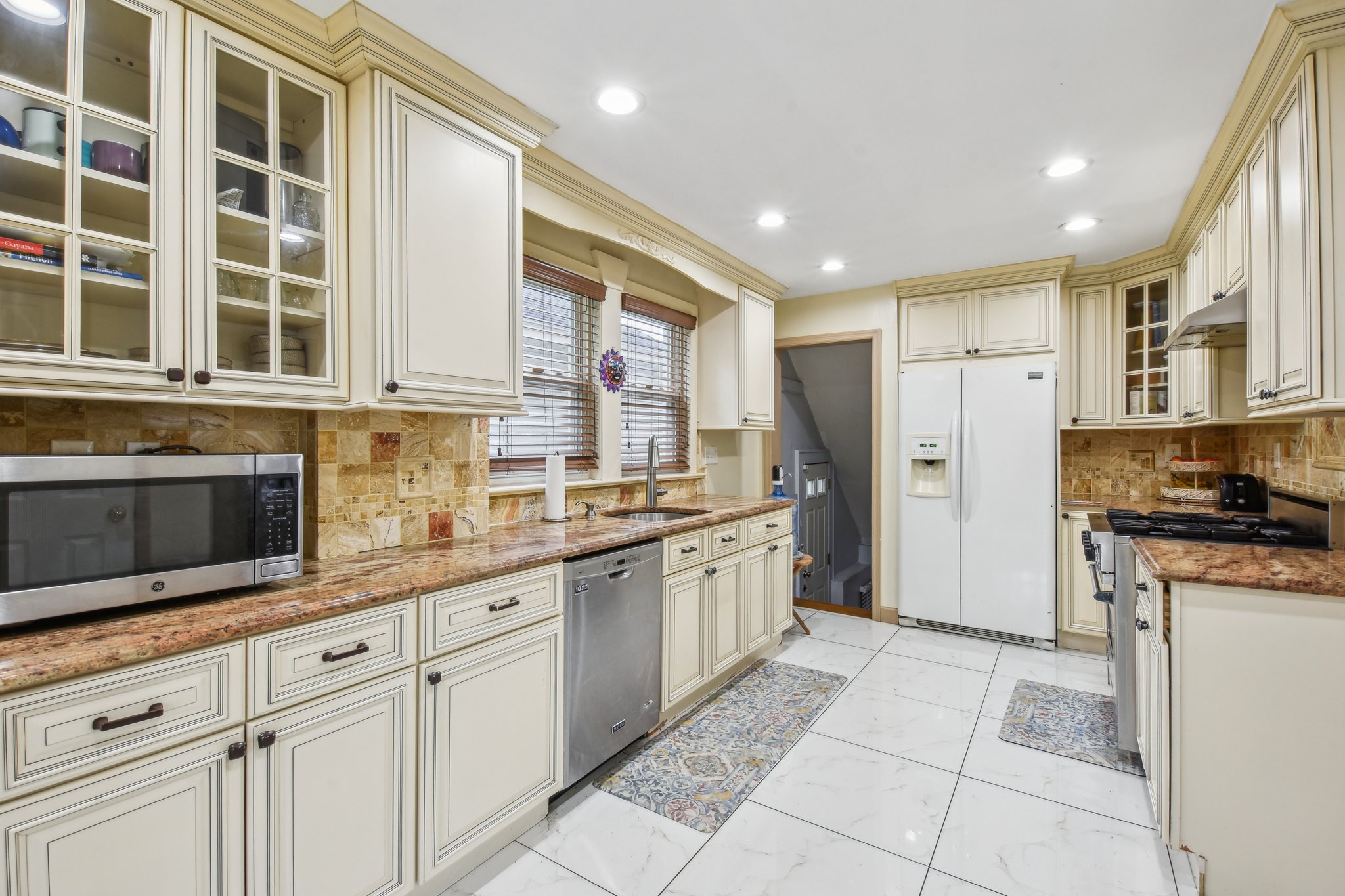 Bloomfield Twp., New Jersey, 07003, United States, 4 Bedrooms Bedrooms, ,3 BathroomsBathrooms,Residential,For Sale,1983850