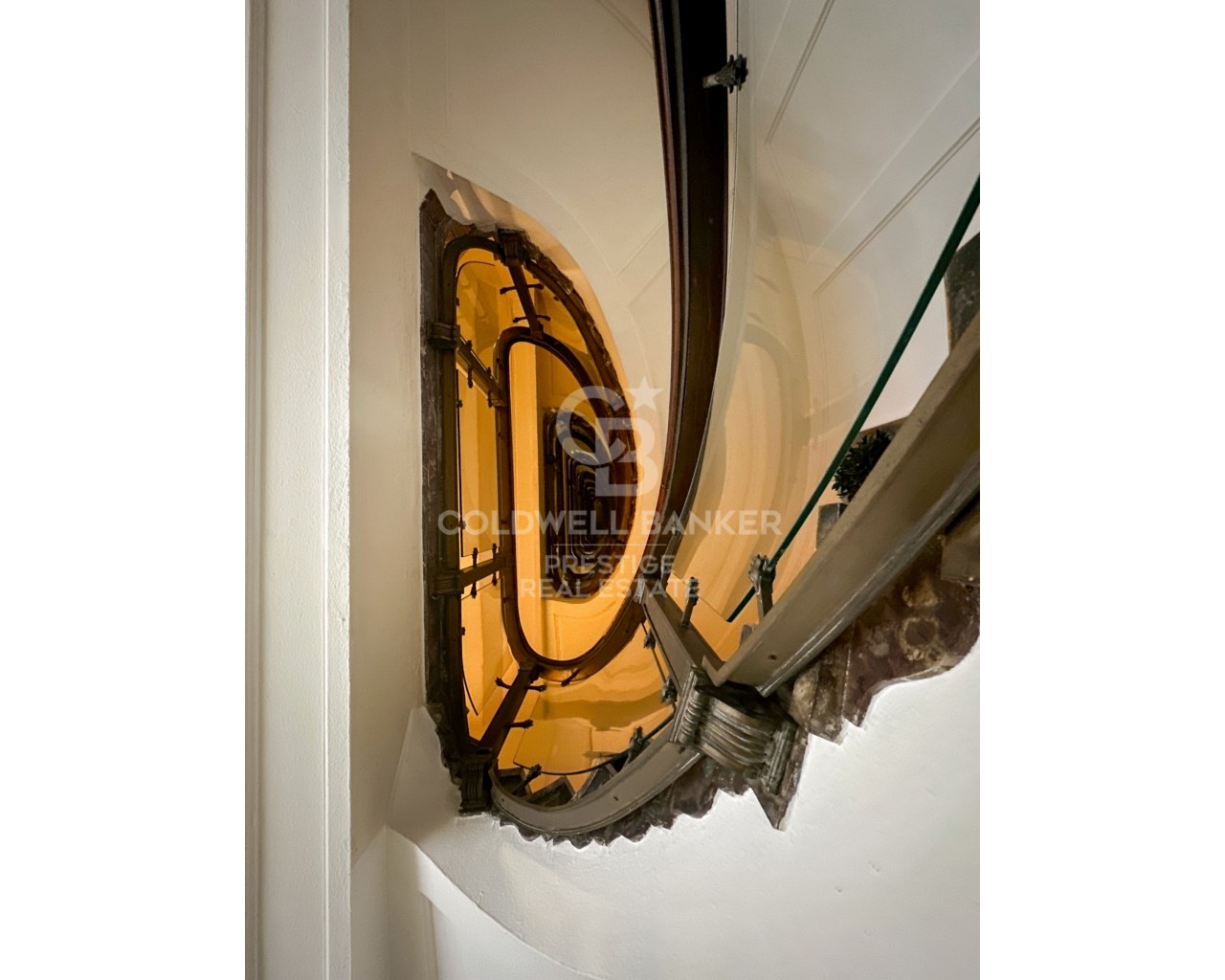 Barcelona, Catalonia, ES, 4 Bedrooms Bedrooms, ,3 BathroomsBathrooms,Residential,For Sale,1526005