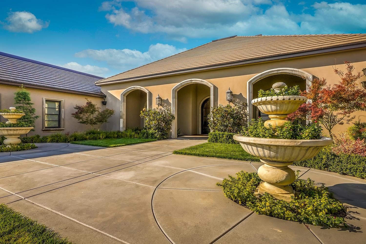 Lodi, California, 95241, United States, 4 Bedrooms Bedrooms, ,6 BathroomsBathrooms,Residential,For Sale,2005753