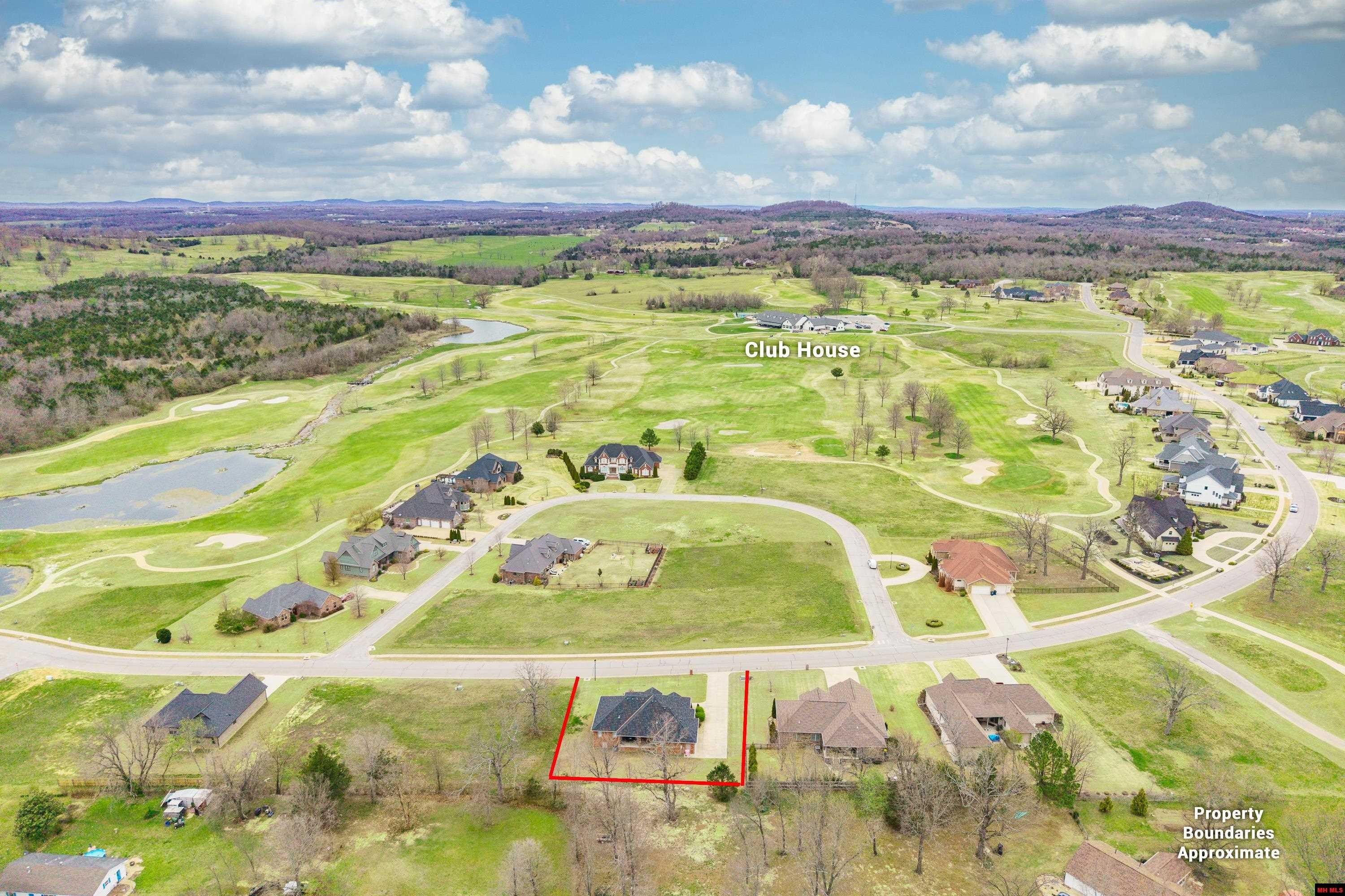 Mountain Home, Arkansas, 72653, United States, 3 Bedrooms Bedrooms, ,2 BathroomsBathrooms,Residential,For Sale,2033184