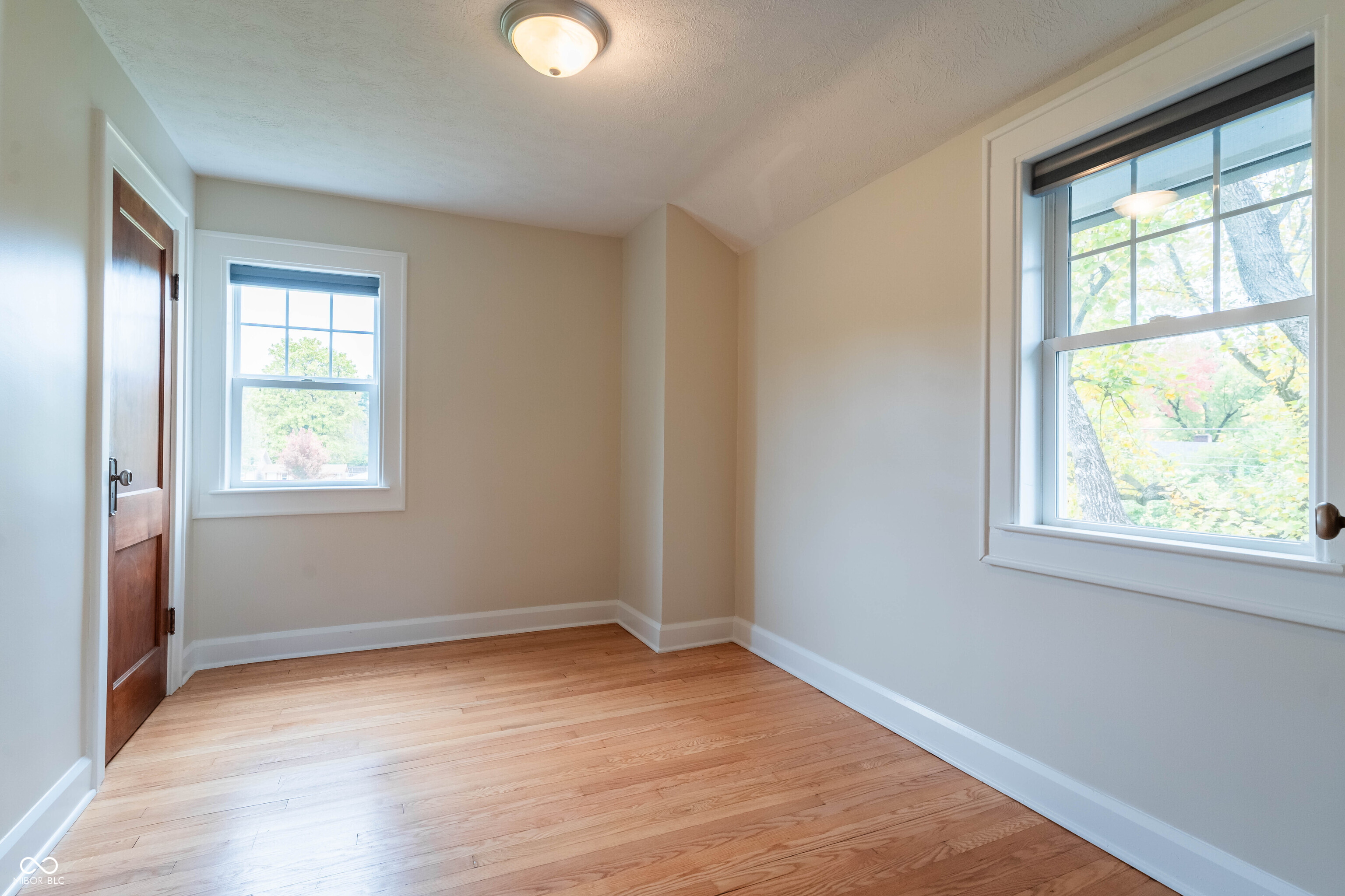 Indianapolis, Indiana, 46268, United States, 4 Bedrooms Bedrooms, ,2 BathroomsBathrooms,Residential,For Sale,1981741