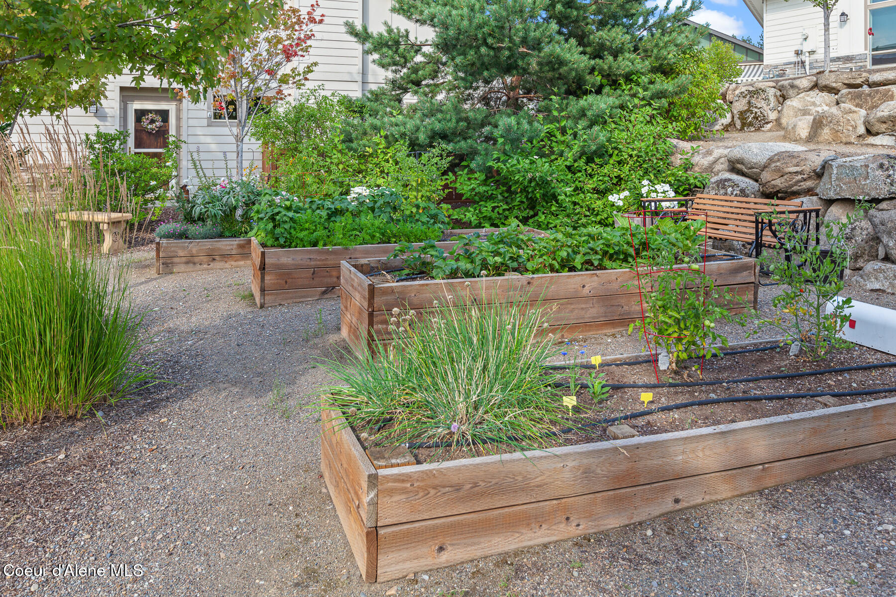 Coeur d'Alene, Idaho, 83815, United States, 2 Bedrooms Bedrooms, ,3 BathroomsBathrooms,Residential,For Sale,2010057