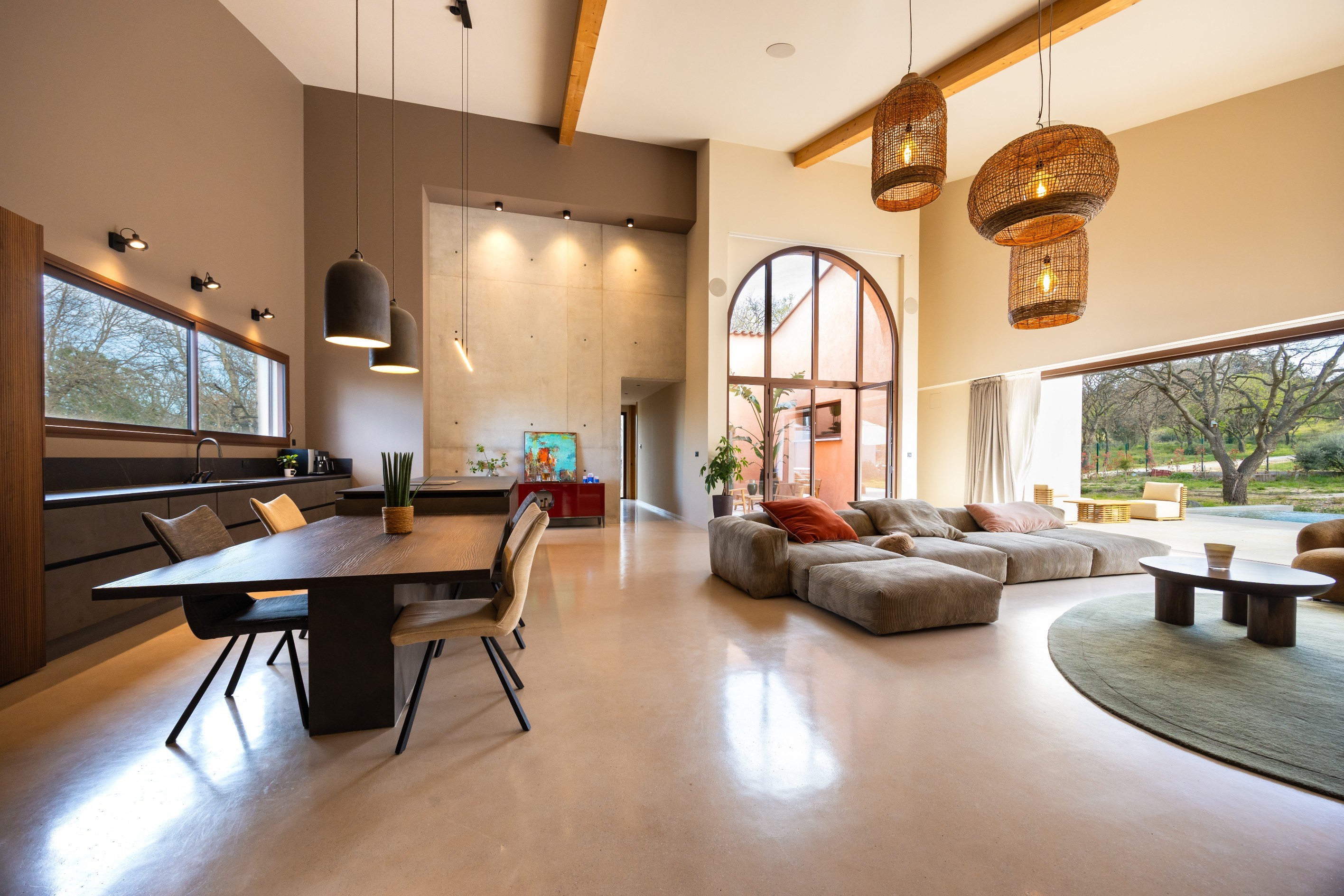  Contemporary single-storey villa with swimming pool in a natural setting - 物件實景