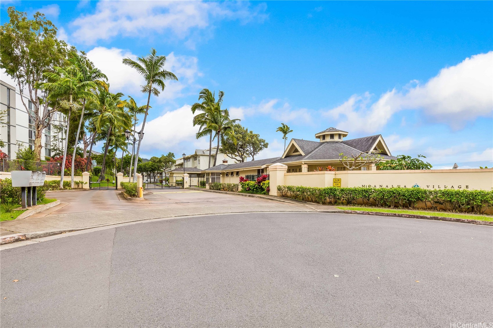 Honolulu, Hawaii, 96819, United States, 3 Bedrooms Bedrooms, ,2 BathroomsBathrooms,Residential,For Sale,1875177