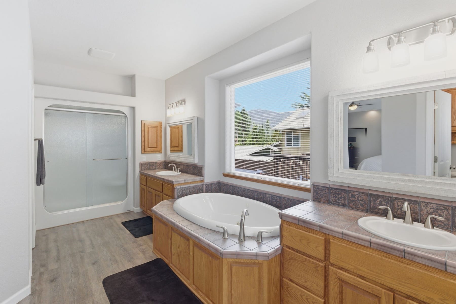  965 NW Valley View Drive Grants Pass, OR 97526 - 物件實景
