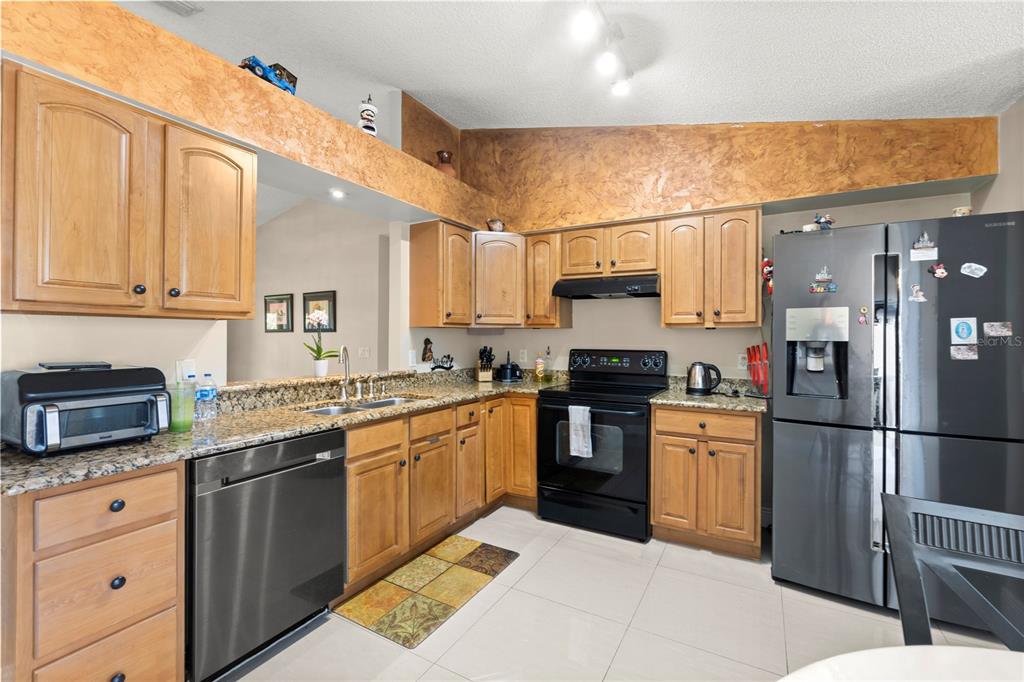 Windermere, Florida, 34786, United States, 4 Bedrooms Bedrooms, ,2 BathroomsBathrooms,Residential,For Sale,1956495