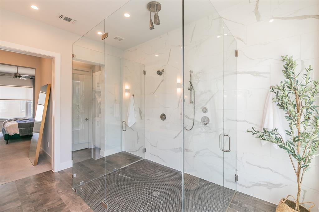 Dallas, Texas, 75204, United States, 3 Bedrooms Bedrooms, ,4 BathroomsBathrooms,Residential,For Sale,1848953
