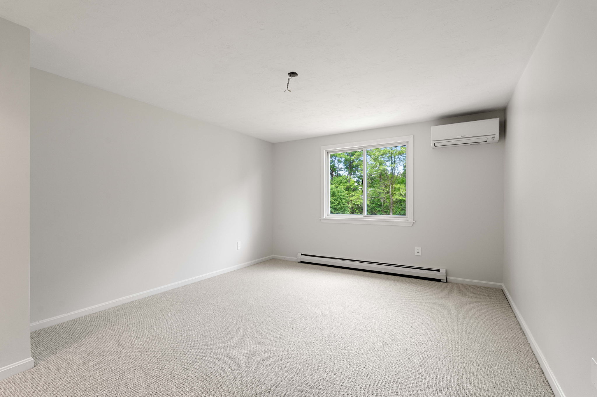  16 Patricia Drive, Oxford, MA, 01537 - 物件實景