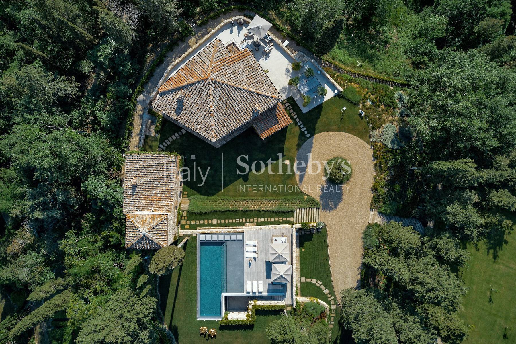  Splendid renovated castle with pool in the Florentine Chianti - 物件實景