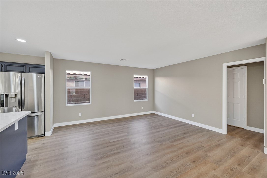 Las Vegas, Nevada, 89117, United States, 4 Bedrooms Bedrooms, ,3 BathroomsBathrooms,Residential,For Sale,1978159