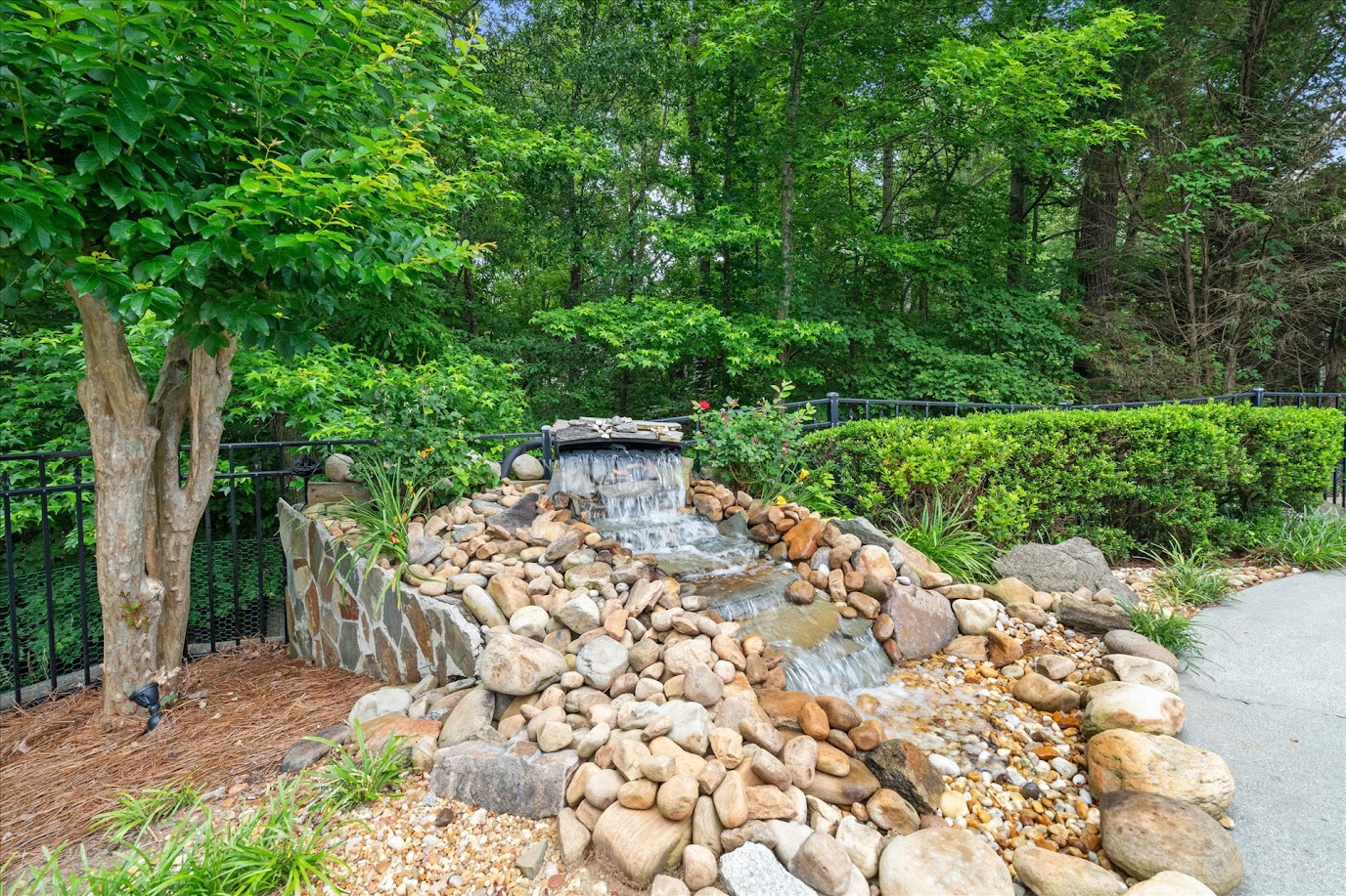 Villa Rica, Georgia, 30180, United States, 6 Bedrooms Bedrooms, ,4 BathroomsBathrooms,Residential,For Sale,1983769