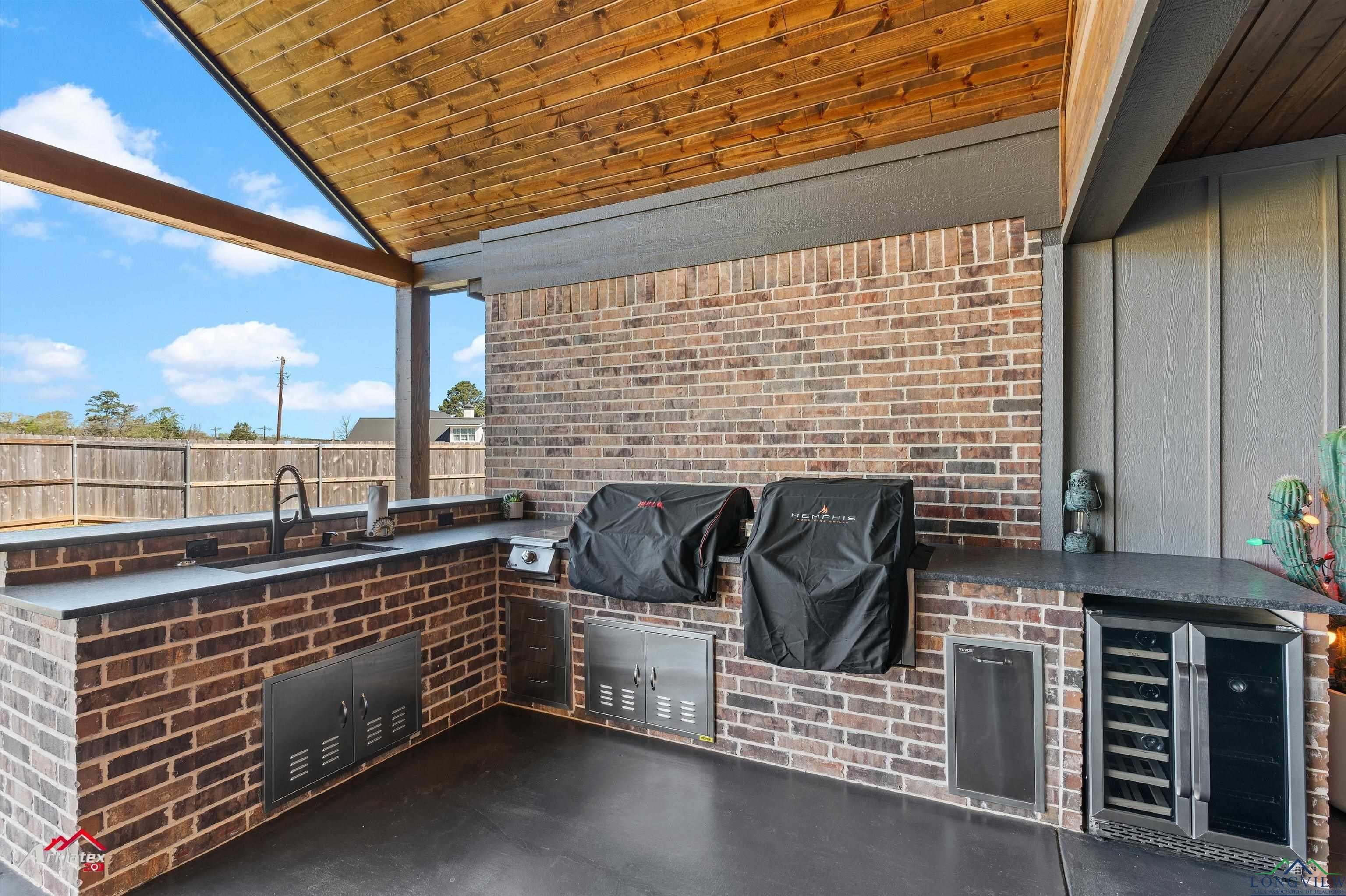 Hallsville, Texas, 75650-3511, United States, 4 Bedrooms Bedrooms, ,3 BathroomsBathrooms,Residential,For Sale,1980280