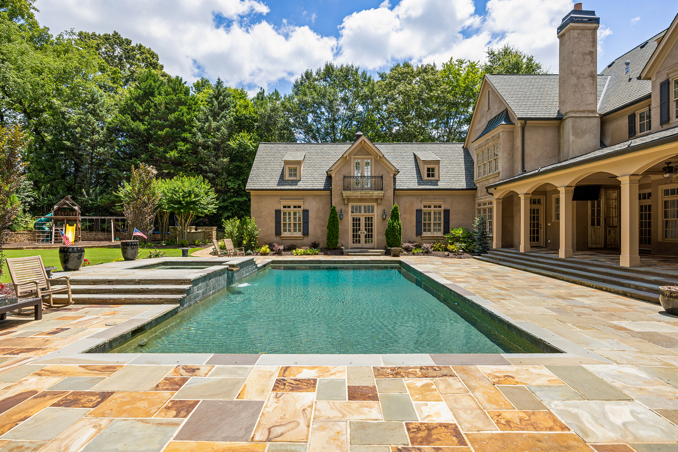  Private European Retreat, Moments from Atlanta Country Club - 物件實景