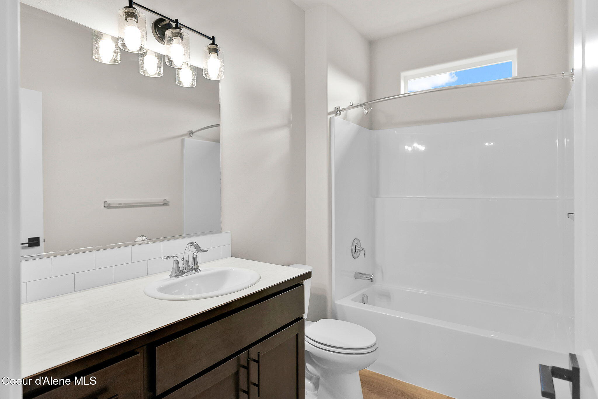 Rathdrum, Idaho, 83858, United States, 5 Bedrooms Bedrooms, ,1 BathroomBathrooms,Residential,For Sale,1989030