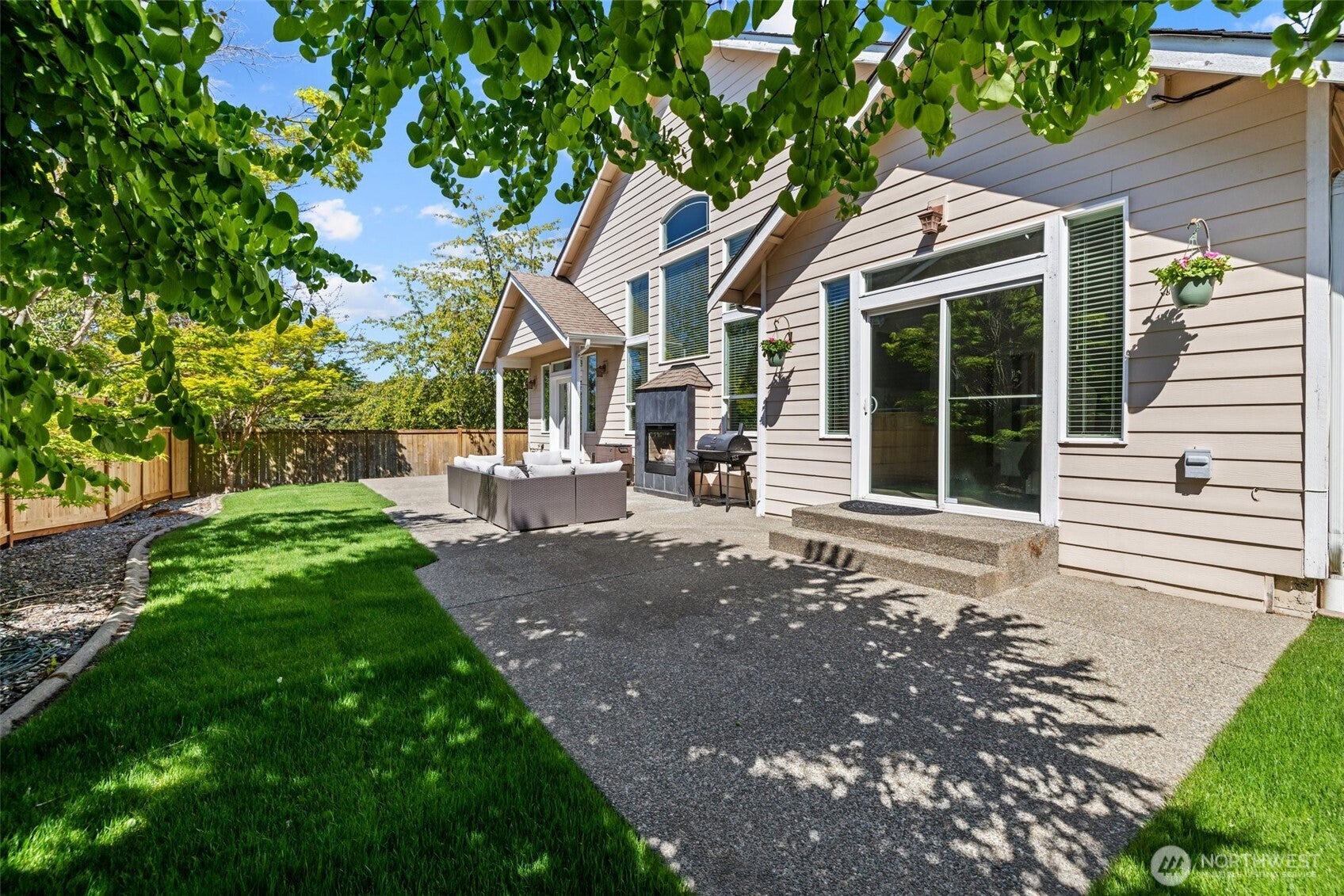 Tacoma, Washington, 98422, United States, 3 Bedrooms Bedrooms, ,3 BathroomsBathrooms,Residential,For Sale,1924531