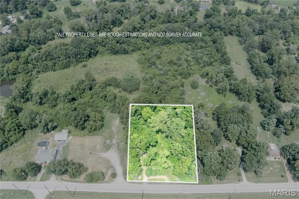 Edwardsville, Illinois, 62025, United States, 5 Bedrooms Bedrooms, ,4 BathroomsBathrooms,Residential,For Sale,1975622