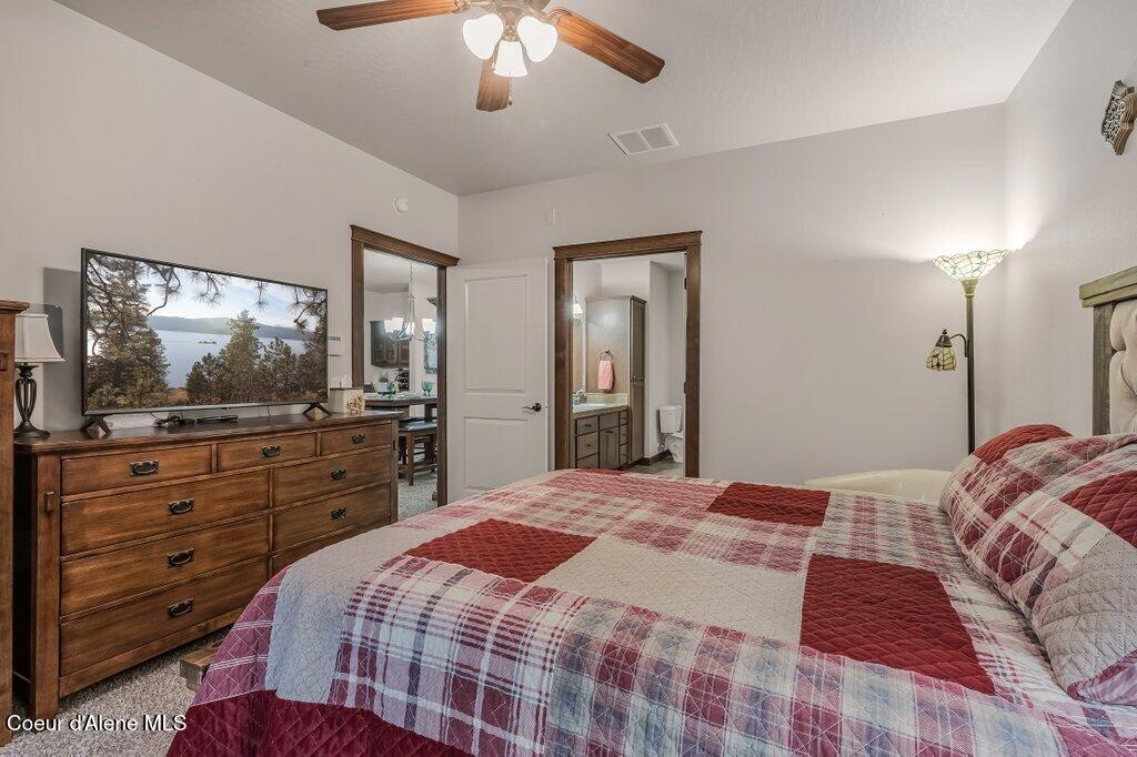 Coeur D'alene, Idaho, 83814, United States, 2 Bedrooms Bedrooms, ,Residential,For Sale,1998206