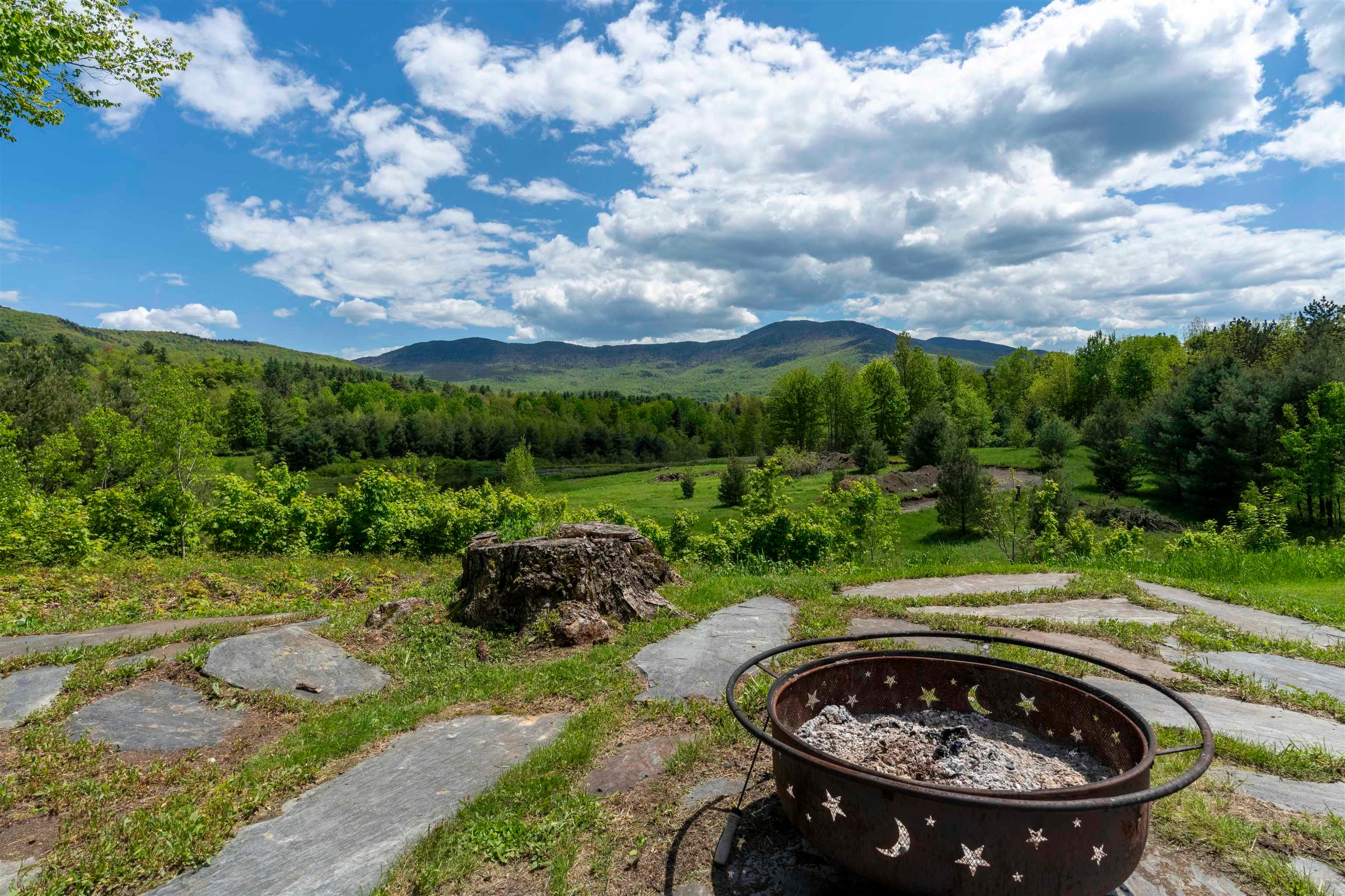 Stowe, Vermont, 05672, United States, 4 Bedrooms Bedrooms, ,2 BathroomsBathrooms,Residential,For Sale,1846681