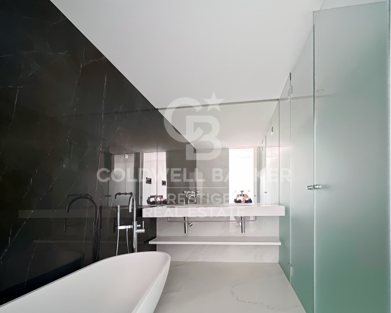Barcelona, Barcelona, Sant Mart? Barcelona, Barcel, Barcelona, Catalonia, ES, 4 Bedrooms Bedrooms, ,5 BathroomsBathrooms,Residential,For Sale,Barcelona, Barcelona, Sant Mart? Barcelona, Barcel,1608825