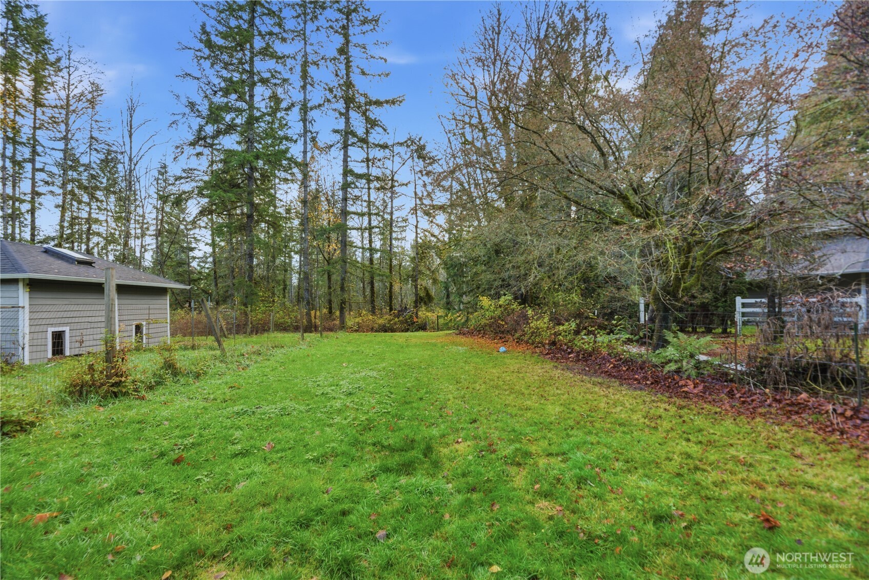 Snohomish, Washington, 98290, United States, 3 Bedrooms Bedrooms, ,3 BathroomsBathrooms,Residential,For Sale,1996862