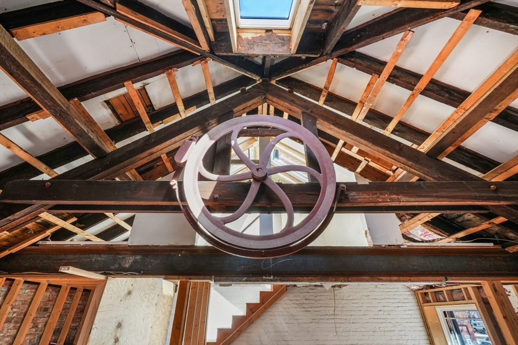 Boston, Massachusetts, 02116, United States, 3 Bedrooms Bedrooms, ,2 BathroomsBathrooms,Residential,For Sale,1810578
