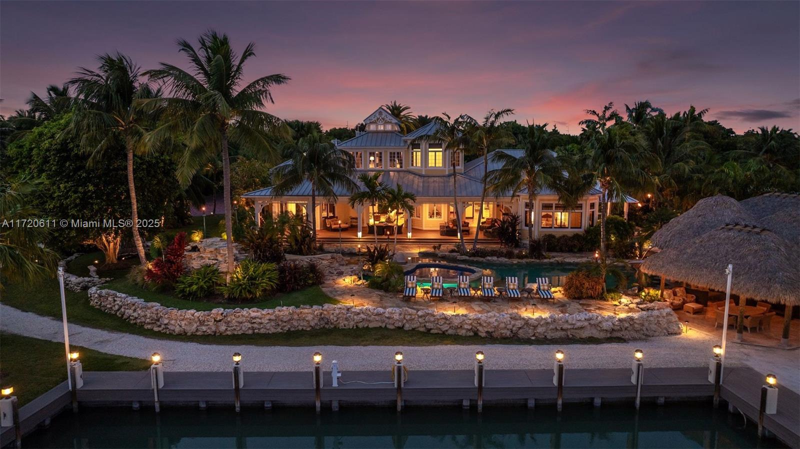 Marathon, Florida, 33050, United States, 5 Bedrooms Bedrooms, ,9 BathroomsBathrooms,Residential,For Sale,1933617