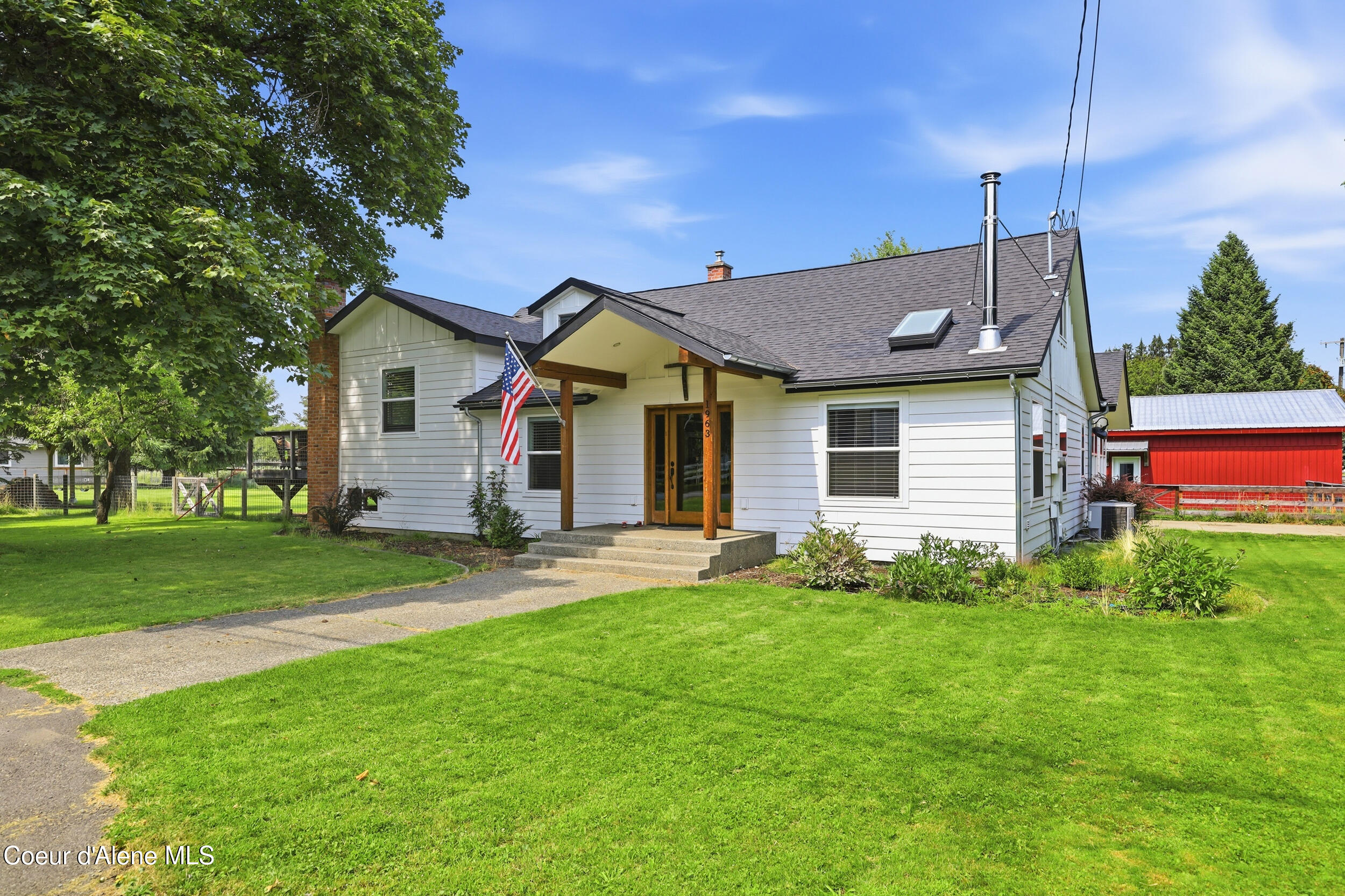 Hanley Ave, Dalton Gardens, ID 83815