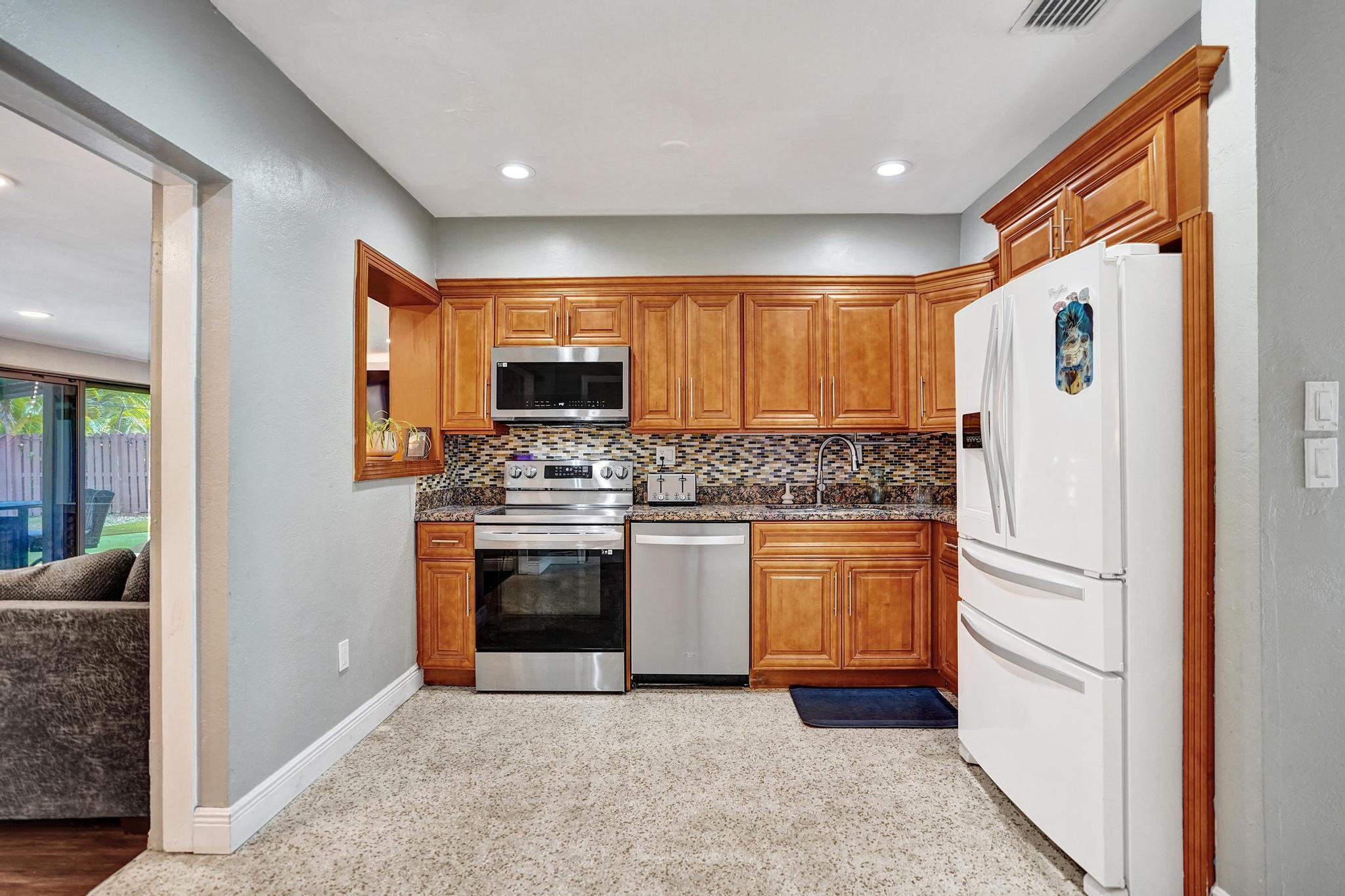 Fort Lauderdale, Florida, 33305, United States, 3 Bedrooms Bedrooms, ,2 BathroomsBathrooms,Residential,For Sale,2027542