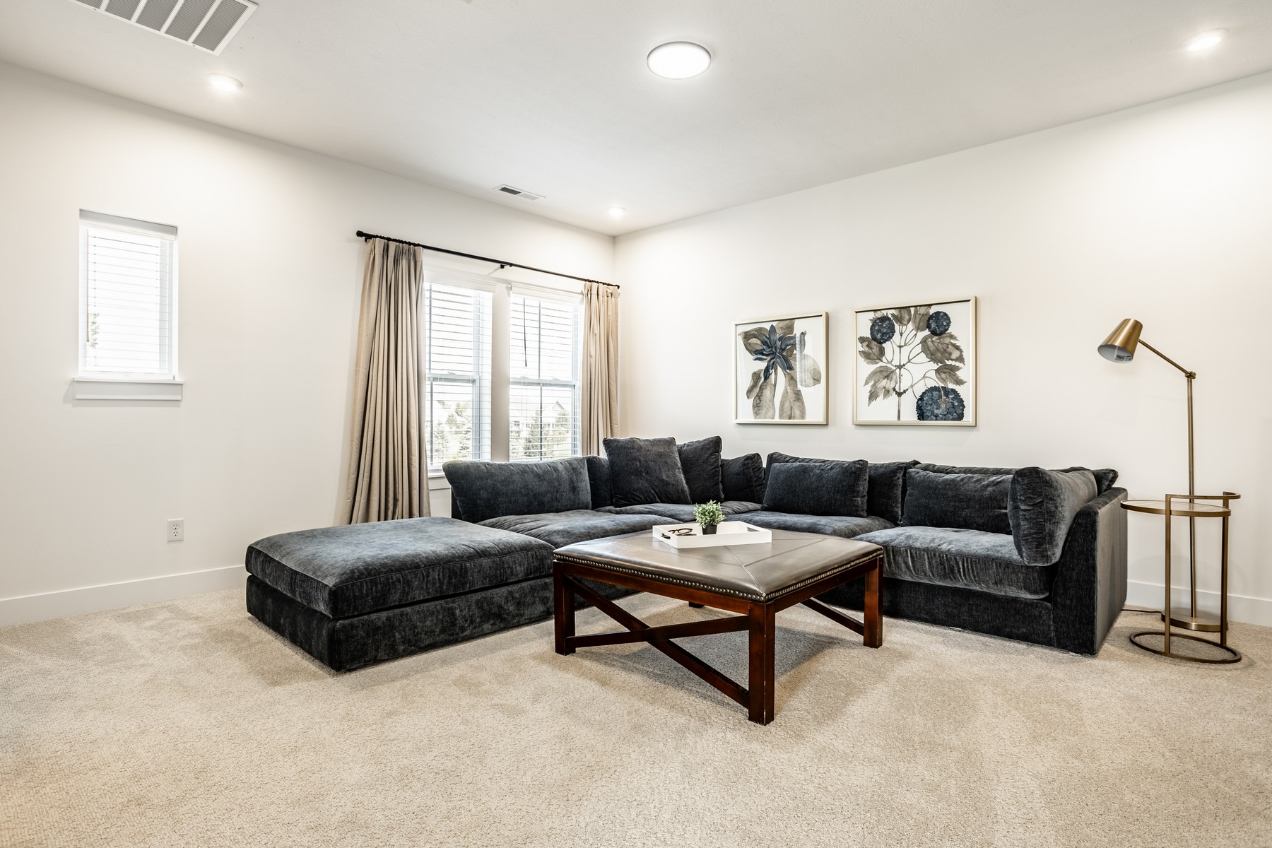  Beautifully Designed 5 Bedroom Home in Desirable Westfield Neighborhood - 物件實景