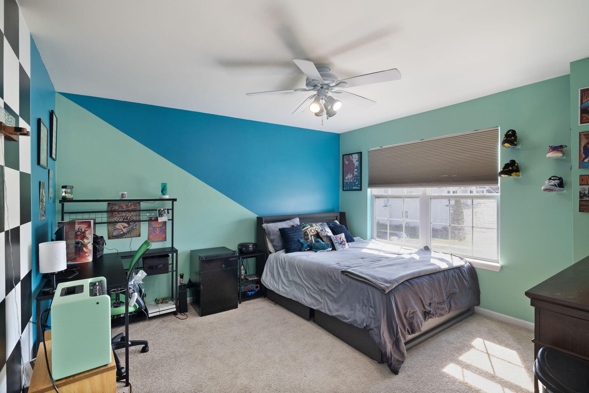 Crown Point, Indiana, 46307, United States, 5 Bedrooms Bedrooms, ,3 BathroomsBathrooms,Residential,For Sale,1956360