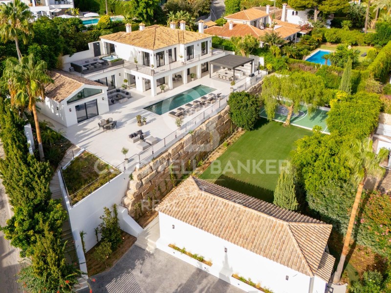 Marbella, Andalusia, ES, 5 Bedrooms Bedrooms, ,5 BathroomsBathrooms,Residential,For Sale,1949932