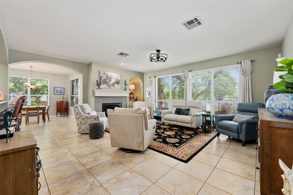 Round Rock, Texas, 78681, United States, 4 Bedrooms Bedrooms, ,4 BathroomsBathrooms,Residential,For Sale,1850067