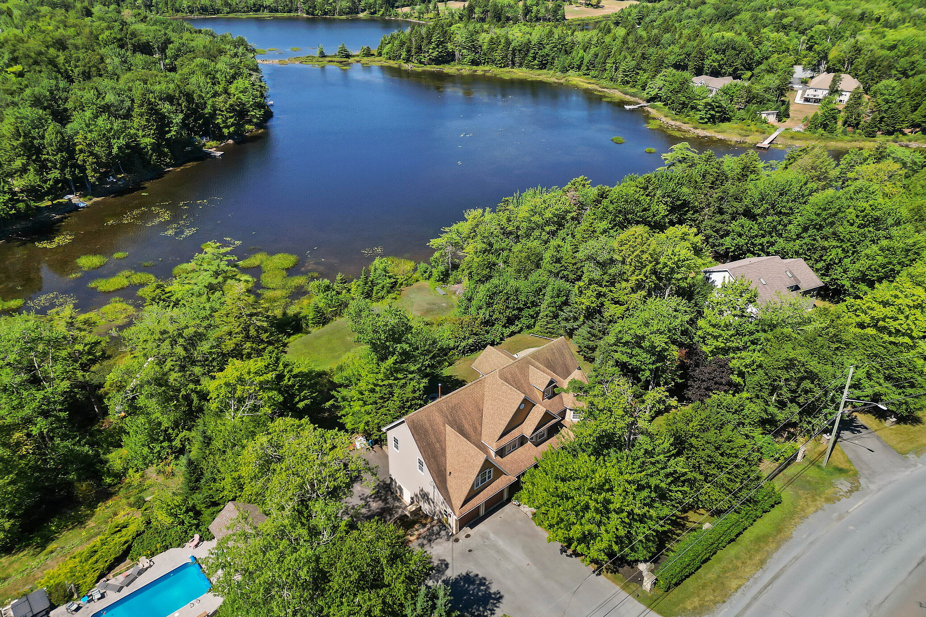  Resort-Style Family Home - 物件實景