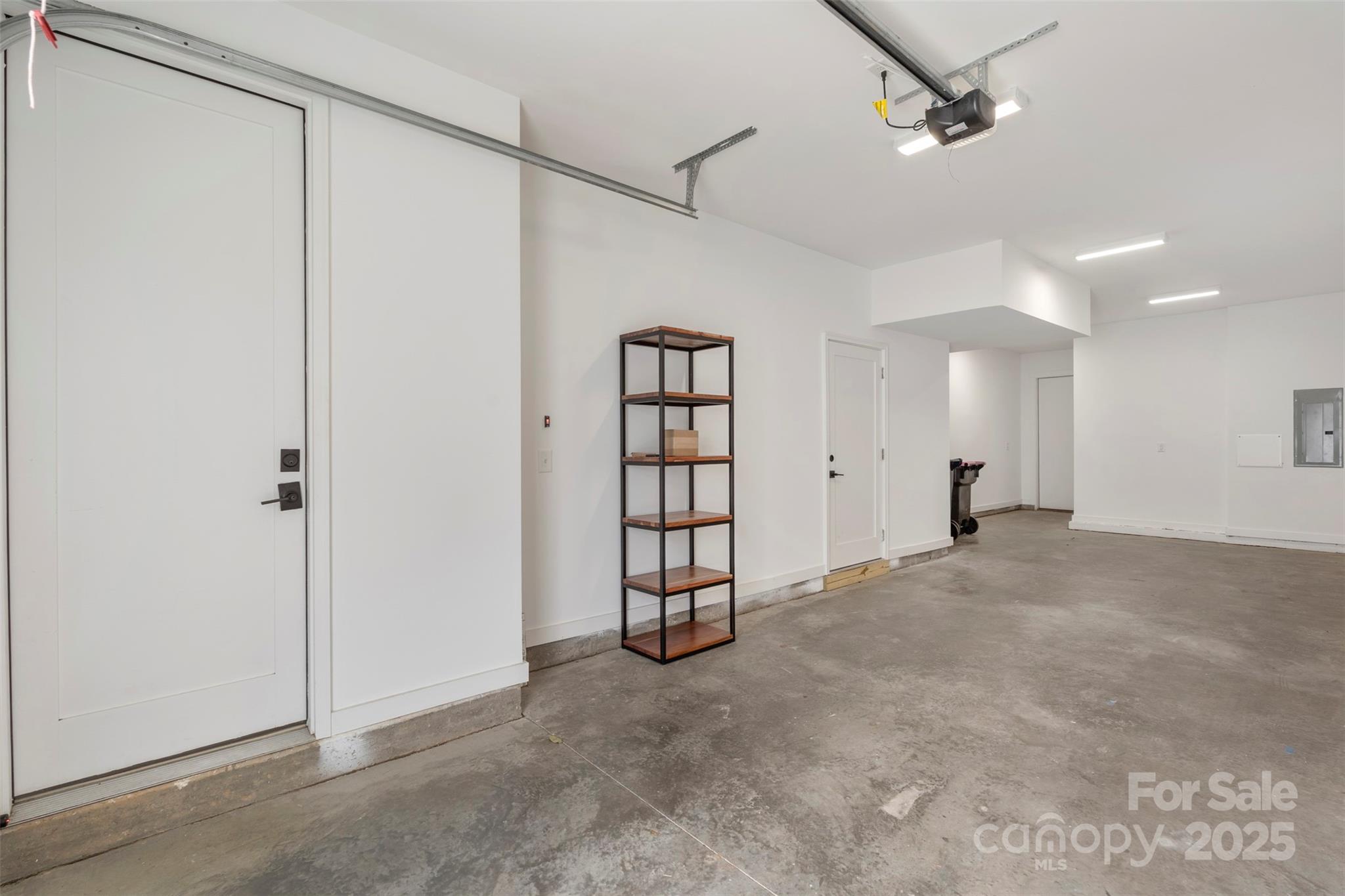 Charlotte, North Carolina, 28205, United States, 3 Bedrooms Bedrooms, ,3 BathroomsBathrooms,Residential,For Sale,1837660