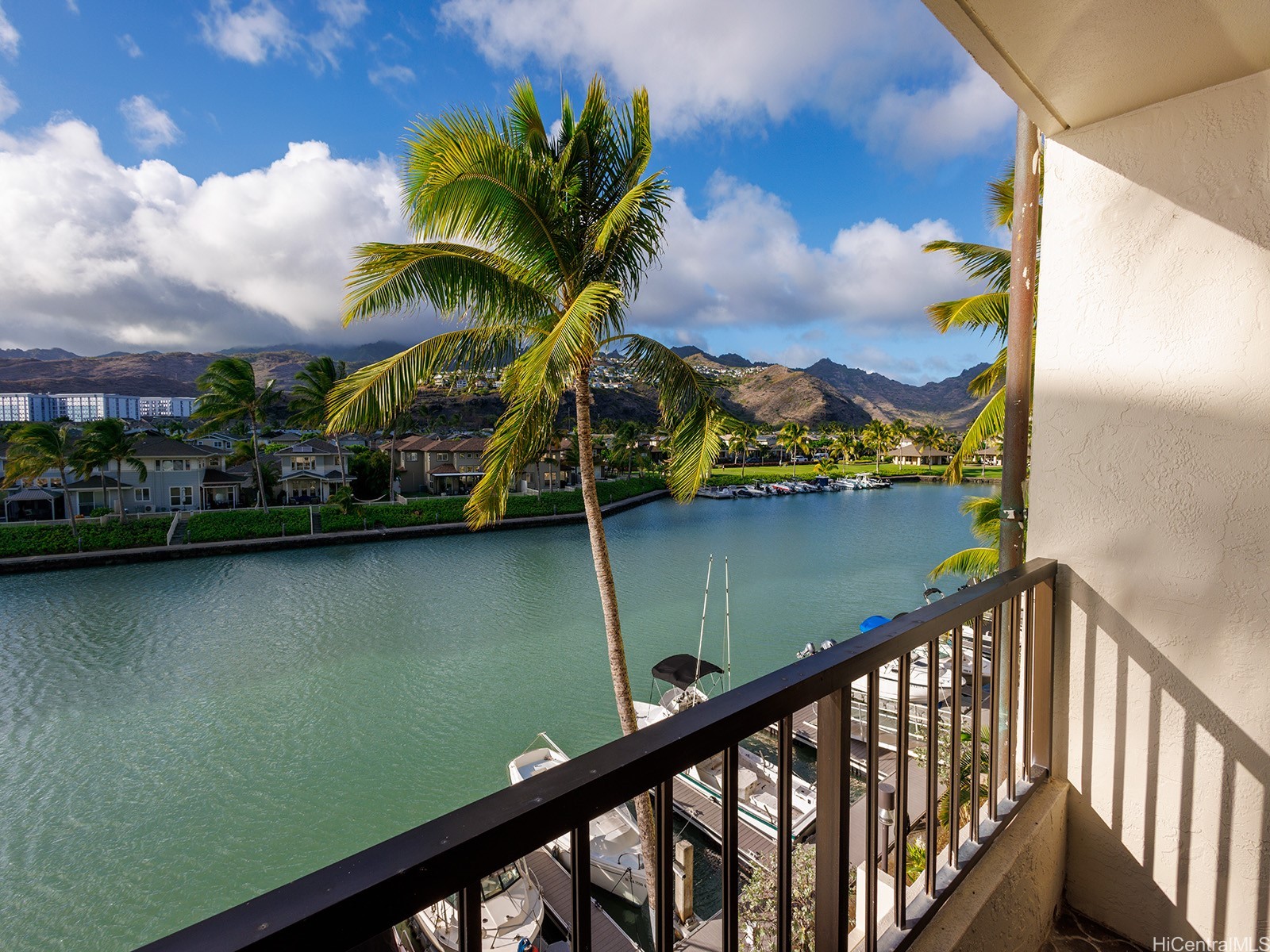 Honolulu, Hawaii, 96825, United States, 2 Bedrooms Bedrooms, ,2 BathroomsBathrooms,Residential,For Sale,1987503