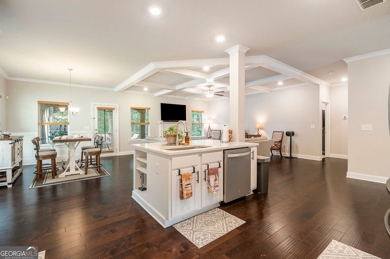 Dallas, Georgia, 30132, United States, 5 Bedrooms Bedrooms, ,5 BathroomsBathrooms,Residential,For Sale,1914852