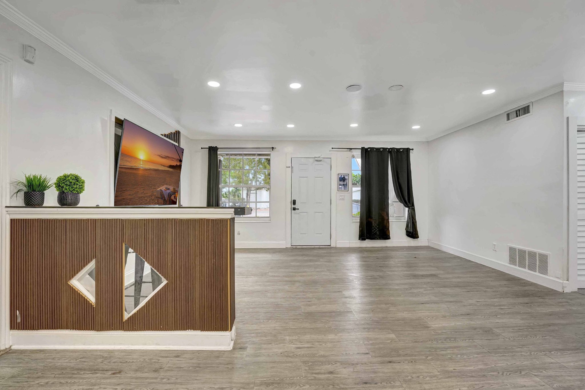  18600 Ne 7th Ct,North Miami Beach, FL, 33179 - 物件實景